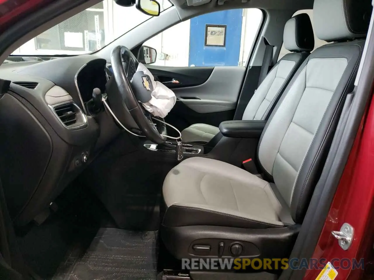 7 Photograph of a damaged car 2GNAXXEVXM6151610 CHEVROLET EQUINOX 2021