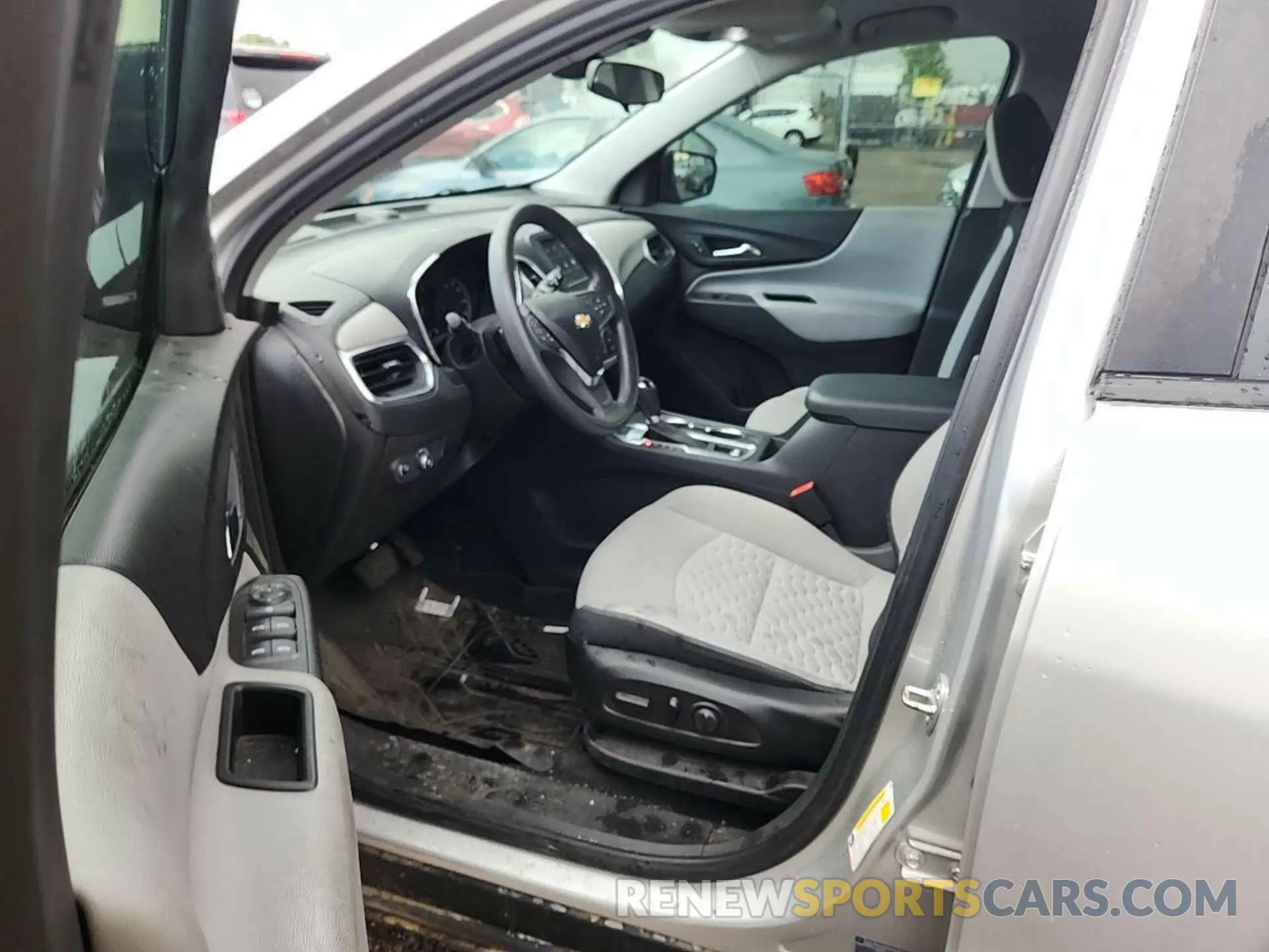 8 Photograph of a damaged car 3GNAX5EV0MS173508 CHEVROLET EQUINOX 2021