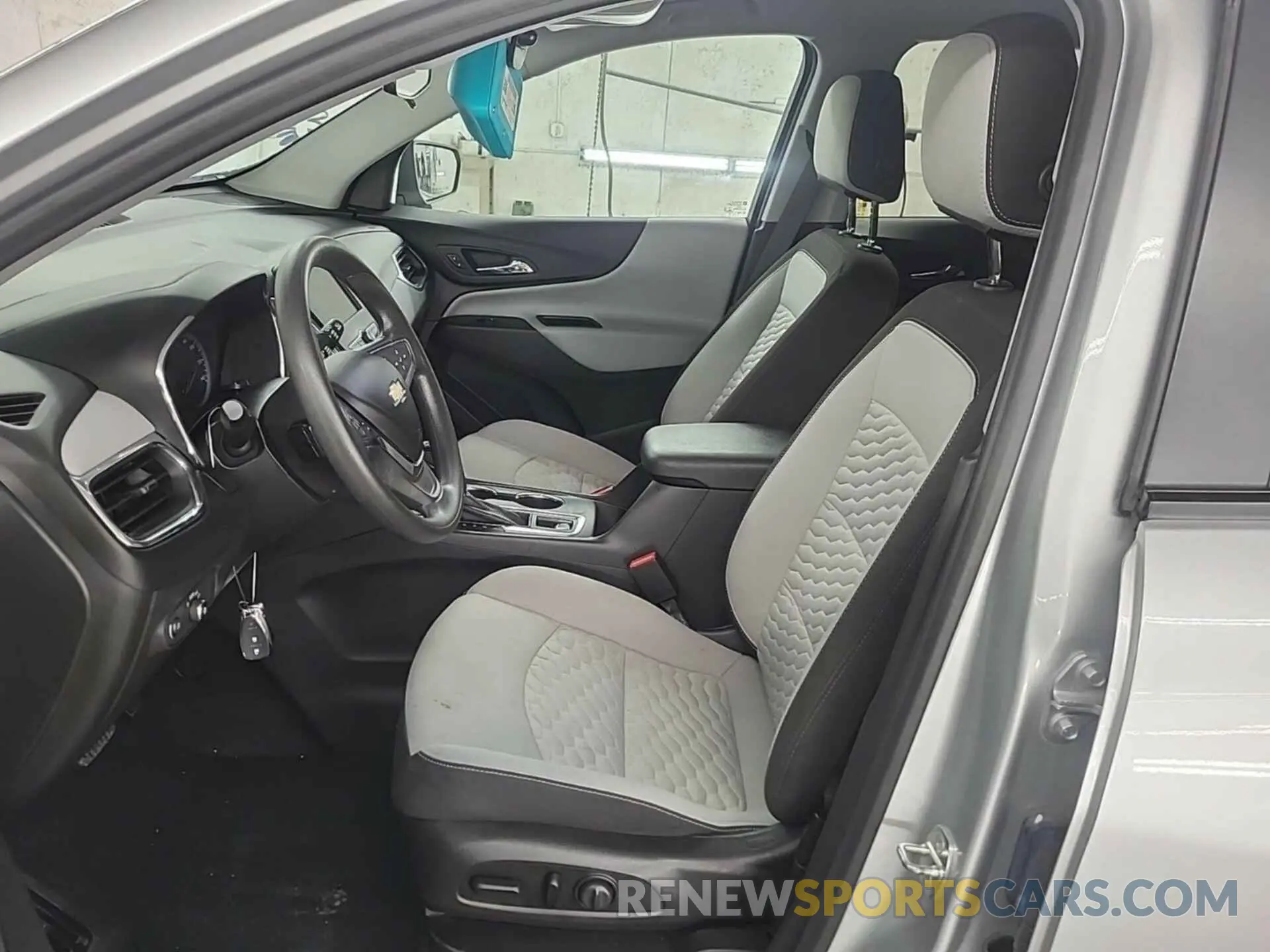 9 Photograph of a damaged car 3GNAX5EV3MS173504 CHEVROLET EQUINOX 2021