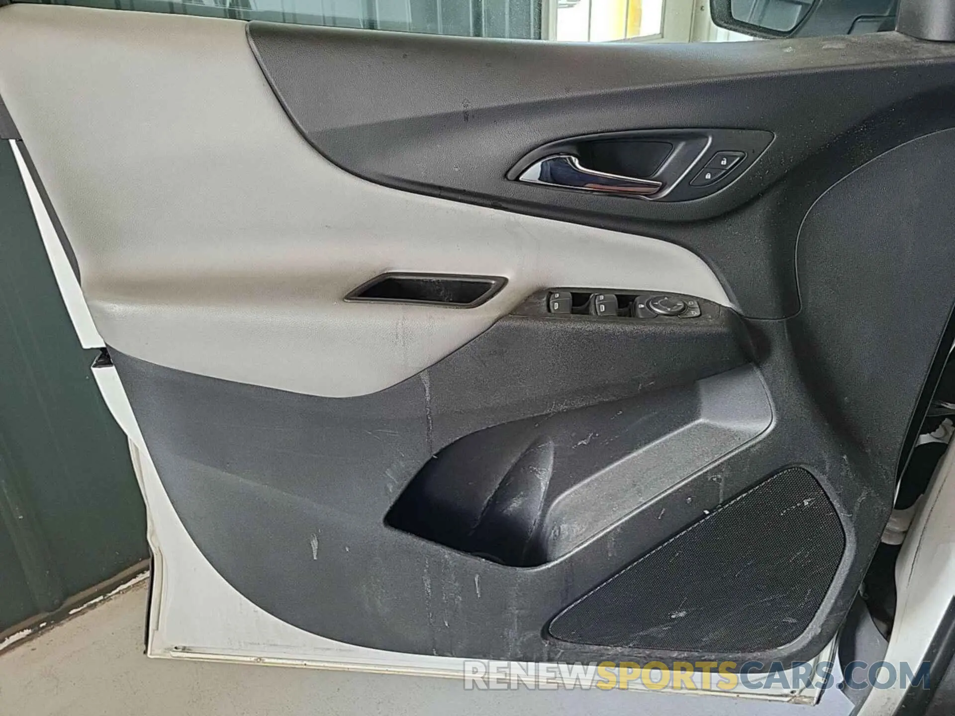 14 Photograph of a damaged car 3GNAX5EV8MS148064 CHEVROLET EQUINOX 2021