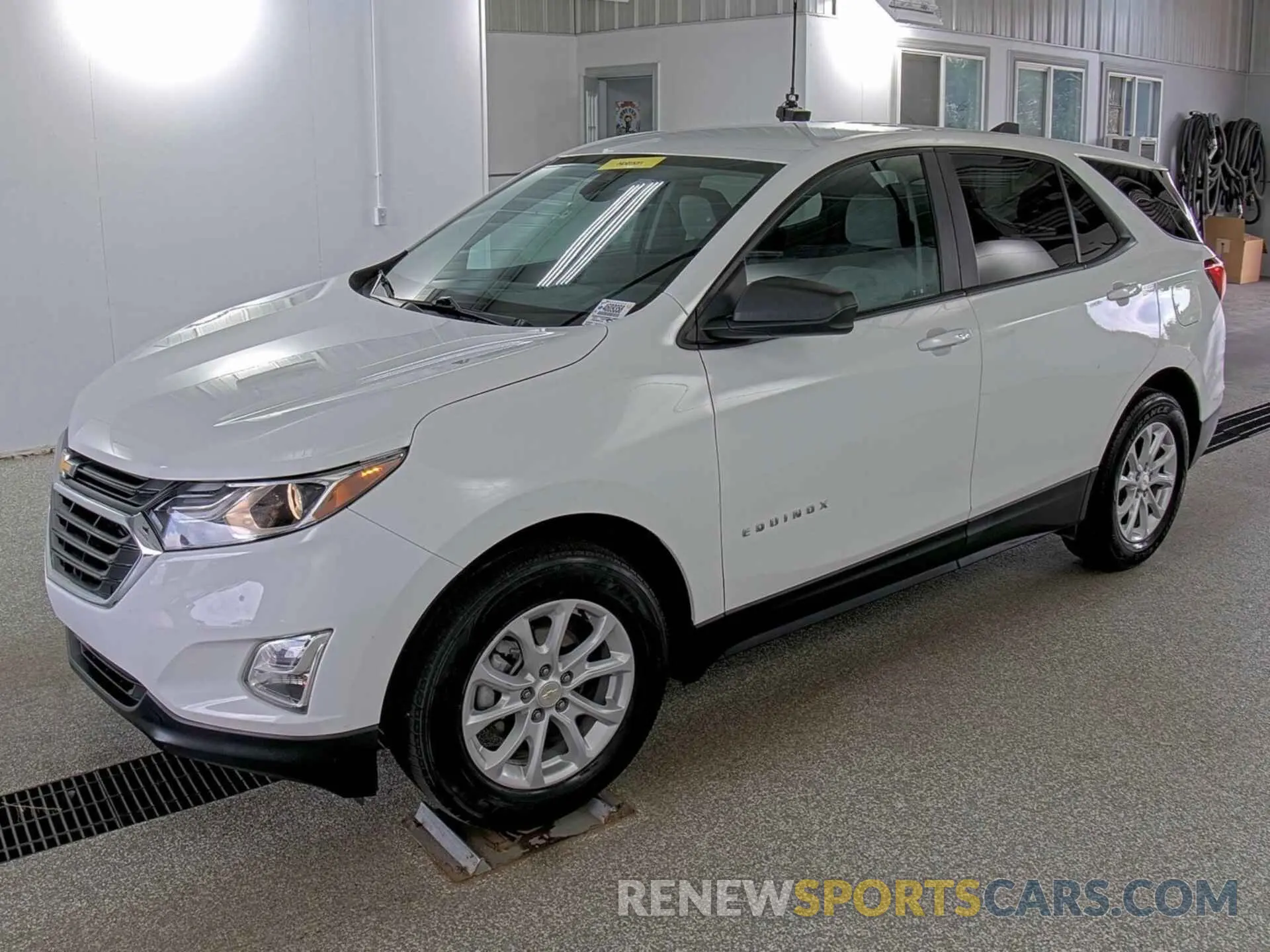 17 Photograph of a damaged car 3GNAX5EV8MS148064 CHEVROLET EQUINOX 2021