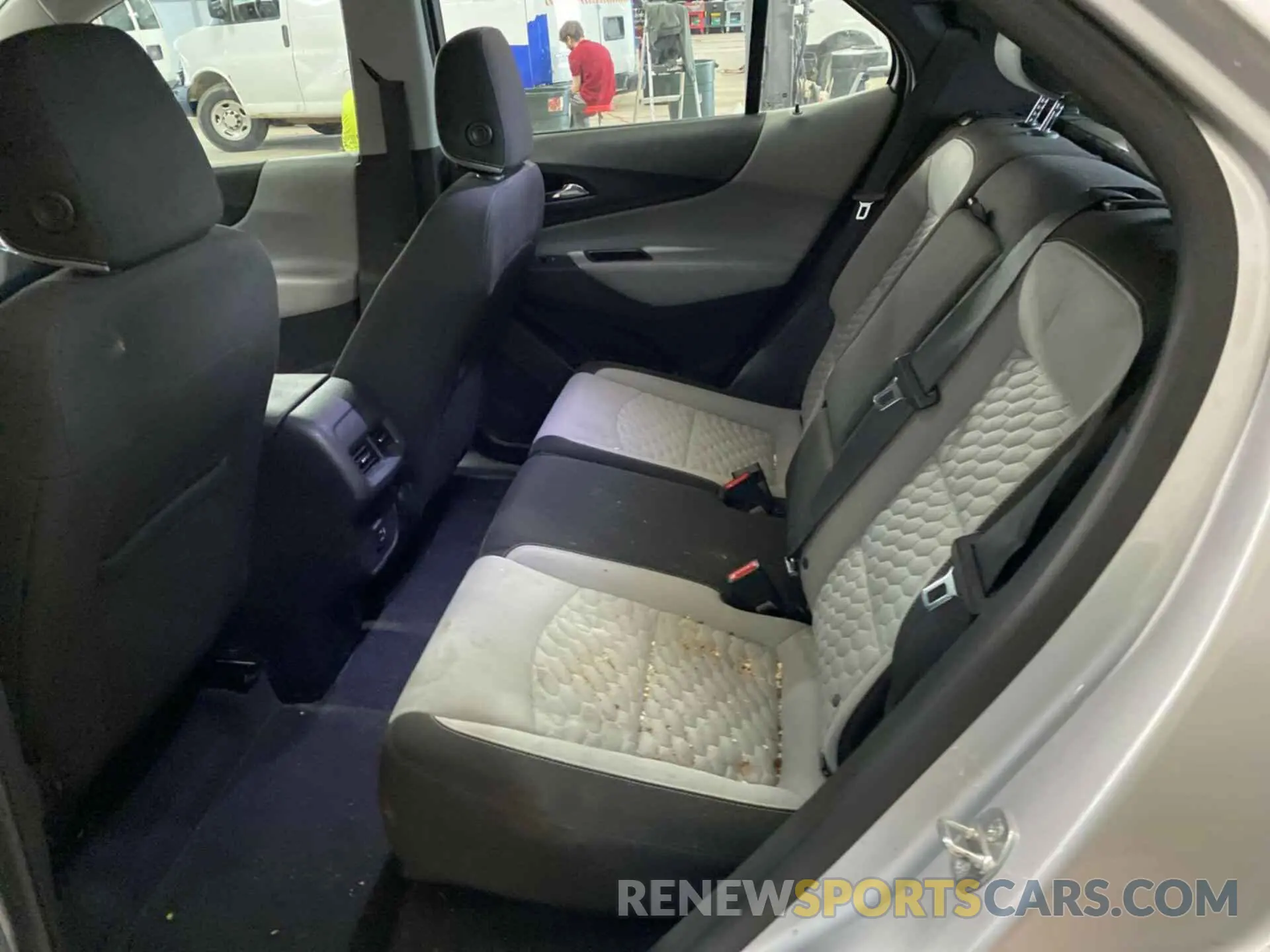 11 Photograph of a damaged car 3GNAXFEV5MS136962 CHEVROLET EQUINOX 2021