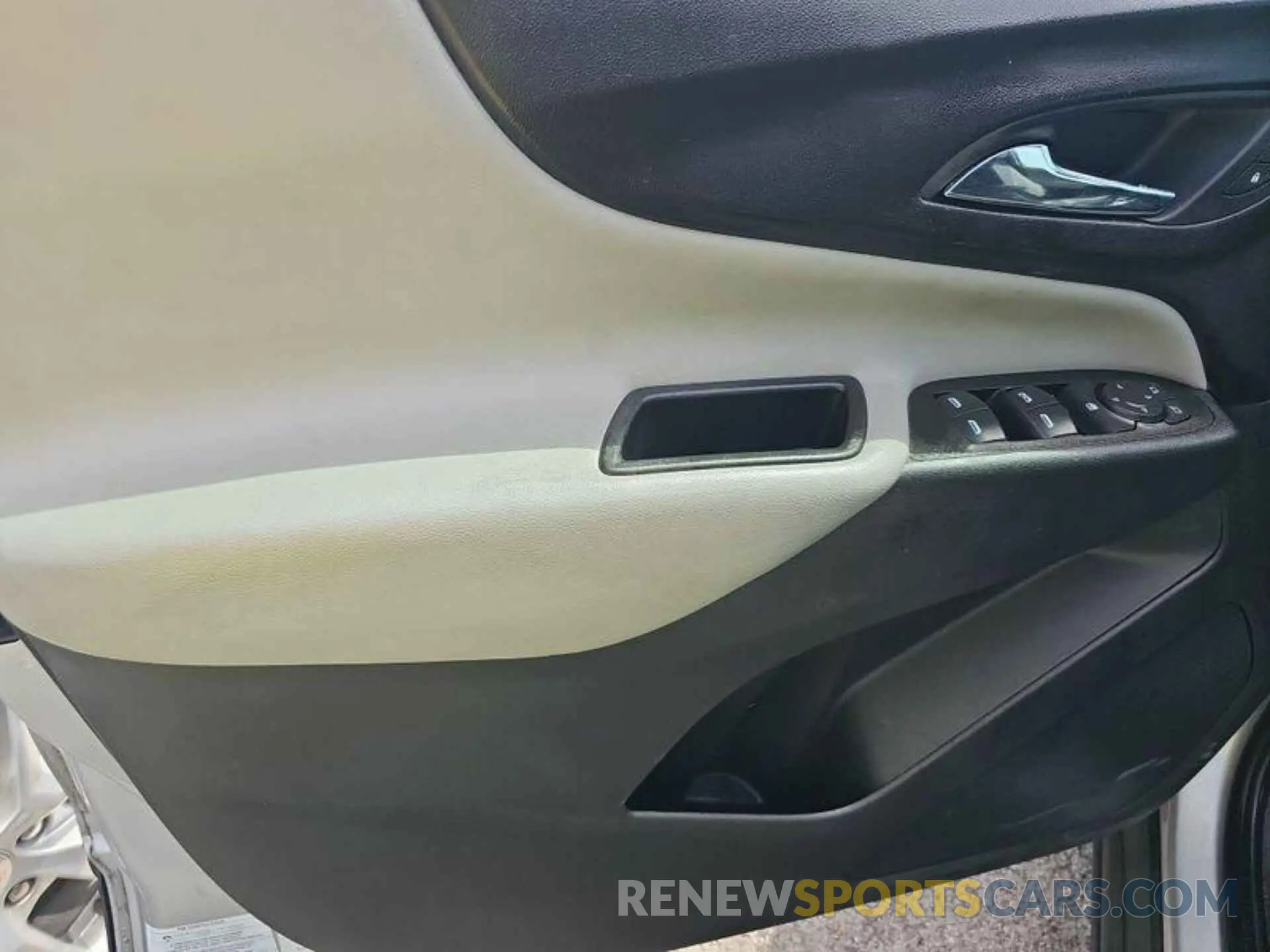 14 Photograph of a damaged car 3GNAXFEV6MS173518 CHEVROLET EQUINOX 2021