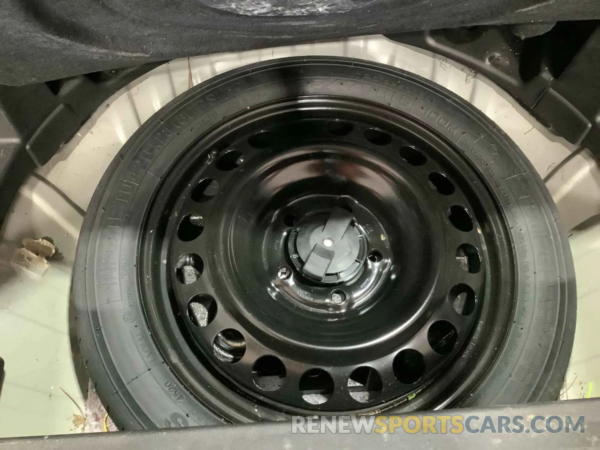 12 Photograph of a damaged car 3GNAXFEV7MS137918 CHEVROLET EQUINOX 2021