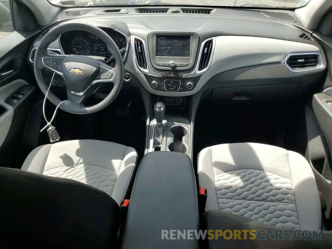 8 Photograph of a damaged car 3GNAXHEV0MS112886 CHEVROLET EQUINOX 2021