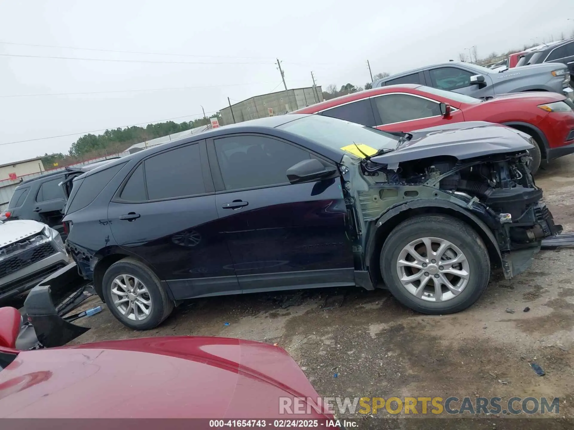 14 Photograph of a damaged car 3GNAXHEV0MS121183 CHEVROLET EQUINOX 2021