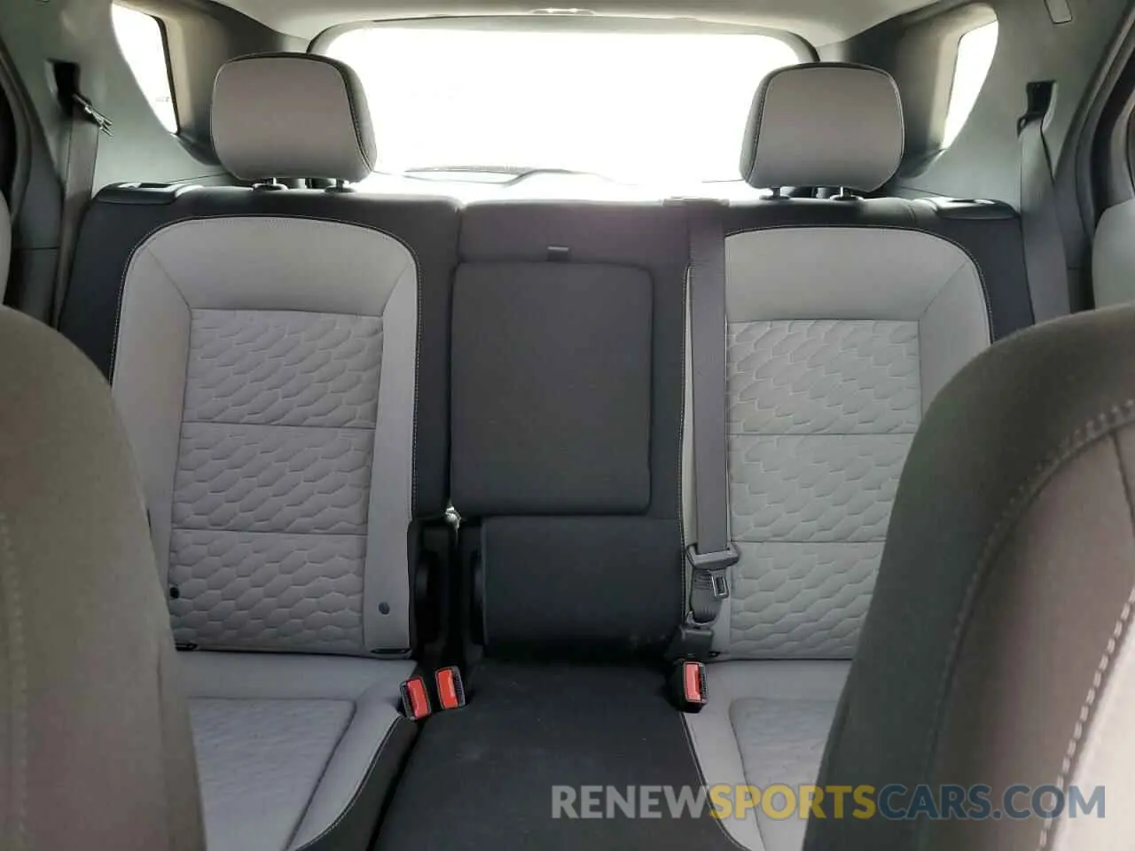 10 Photograph of a damaged car 3GNAXHEV2MS108208 CHEVROLET EQUINOX 2021