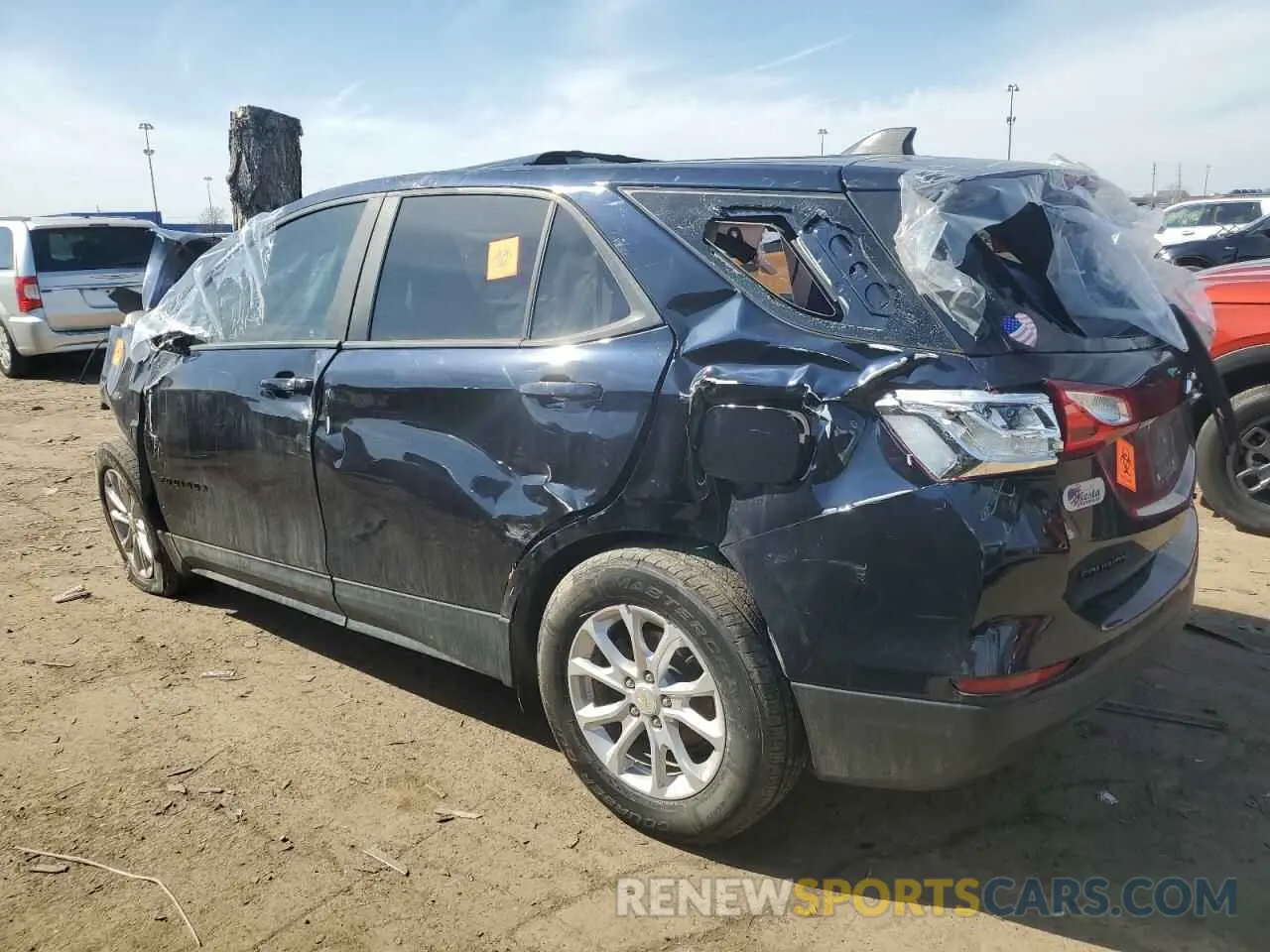 2 Photograph of a damaged car 3GNAXHEV2MS112176 CHEVROLET EQUINOX 2021