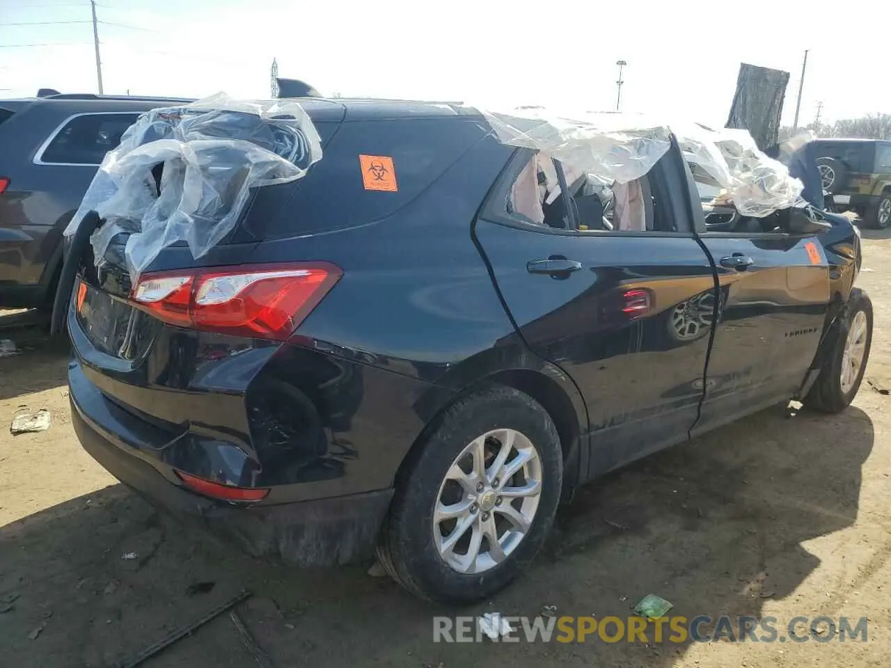 3 Photograph of a damaged car 3GNAXHEV2MS112176 CHEVROLET EQUINOX 2021