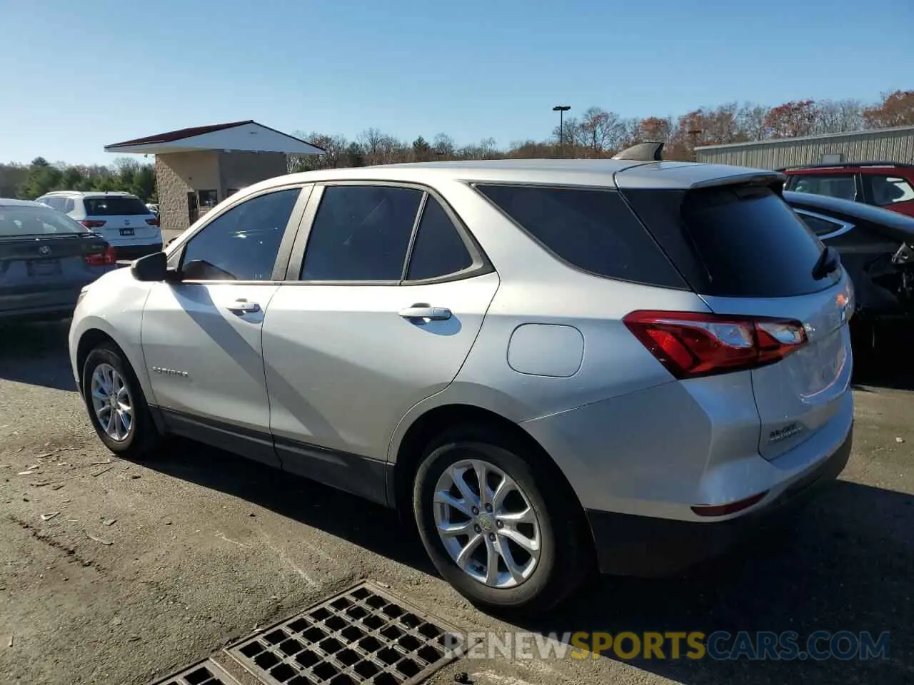 2 Photograph of a damaged car 3GNAXHEV2MS154900 CHEVROLET EQUINOX 2021