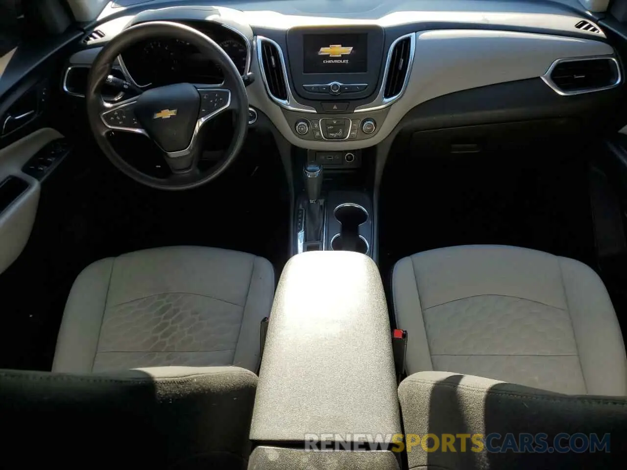 8 Photograph of a damaged car 3GNAXHEV2MS154900 CHEVROLET EQUINOX 2021