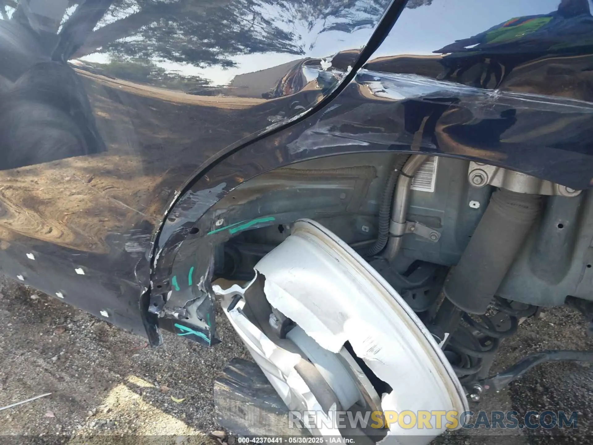 17 Photograph of a damaged car 3GNAXHEV3MS105186 CHEVROLET EQUINOX 2021