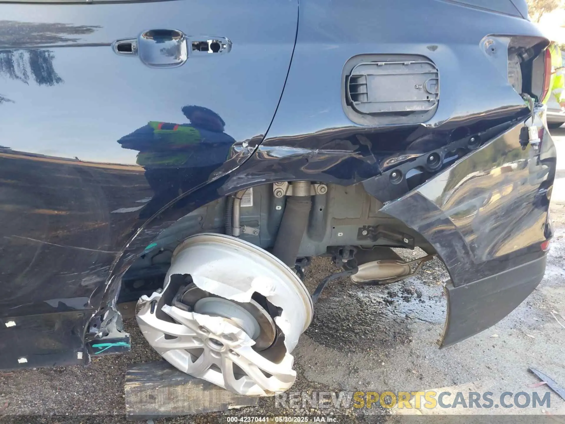 6 Photograph of a damaged car 3GNAXHEV3MS105186 CHEVROLET EQUINOX 2021