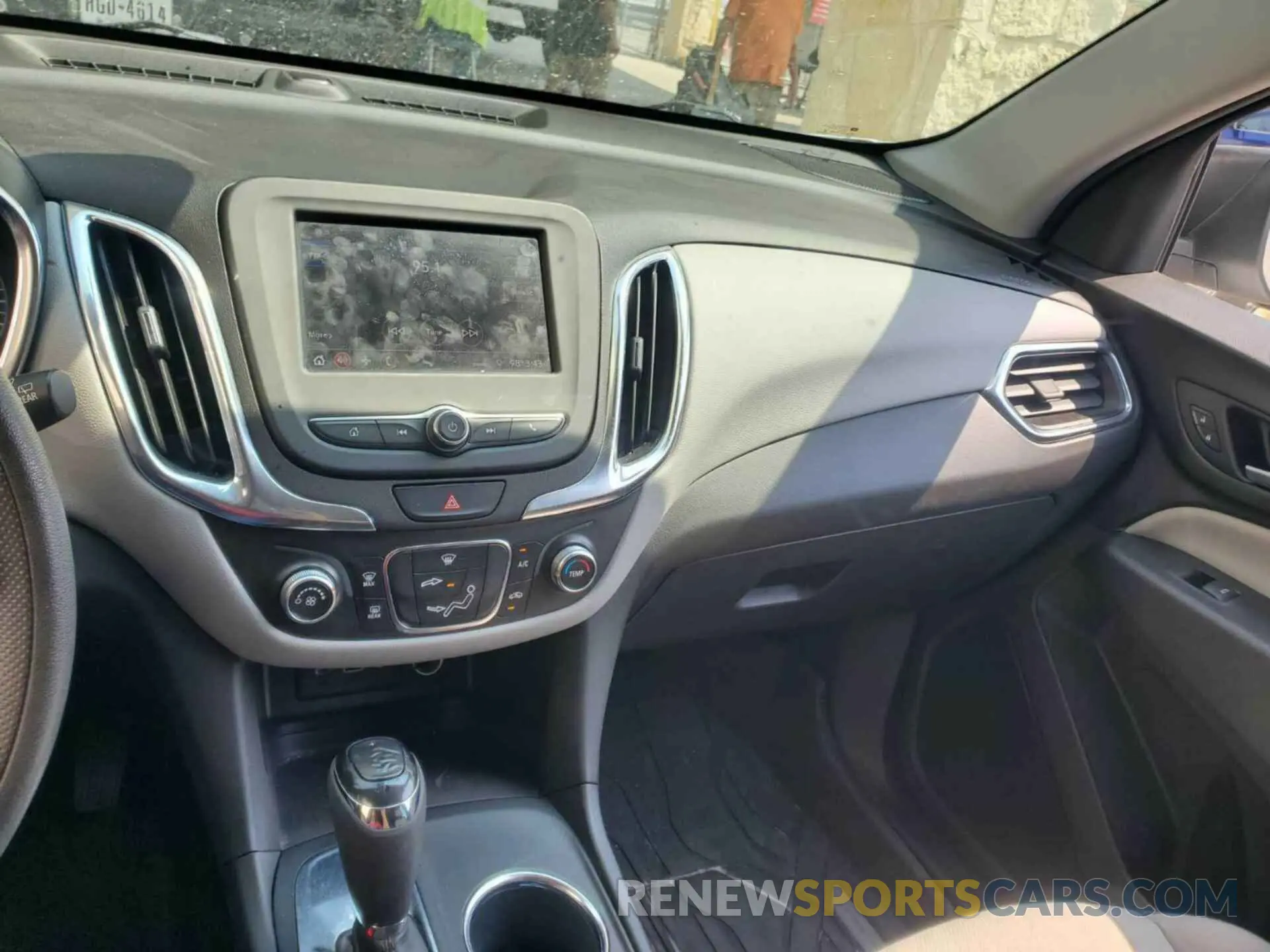 18 Photograph of a damaged car 3GNAXHEV3MS151519 CHEVROLET EQUINOX 2021
