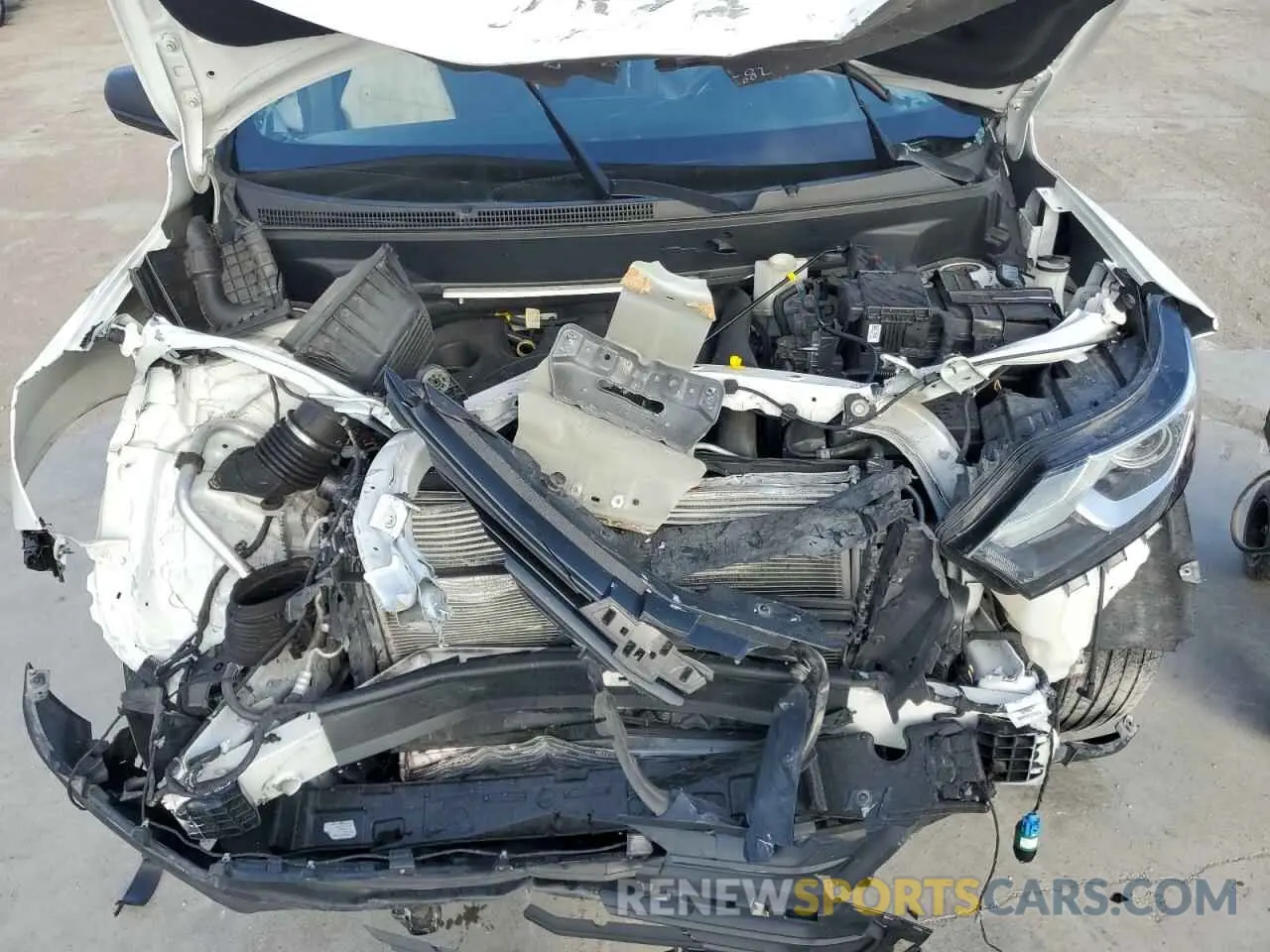 13 Photograph of a damaged car 3GNAXHEV3MS157143 CHEVROLET EQUINOX 2021