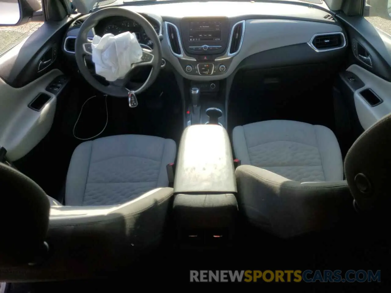 8 Photograph of a damaged car 3GNAXHEV3MS182205 CHEVROLET EQUINOX 2021