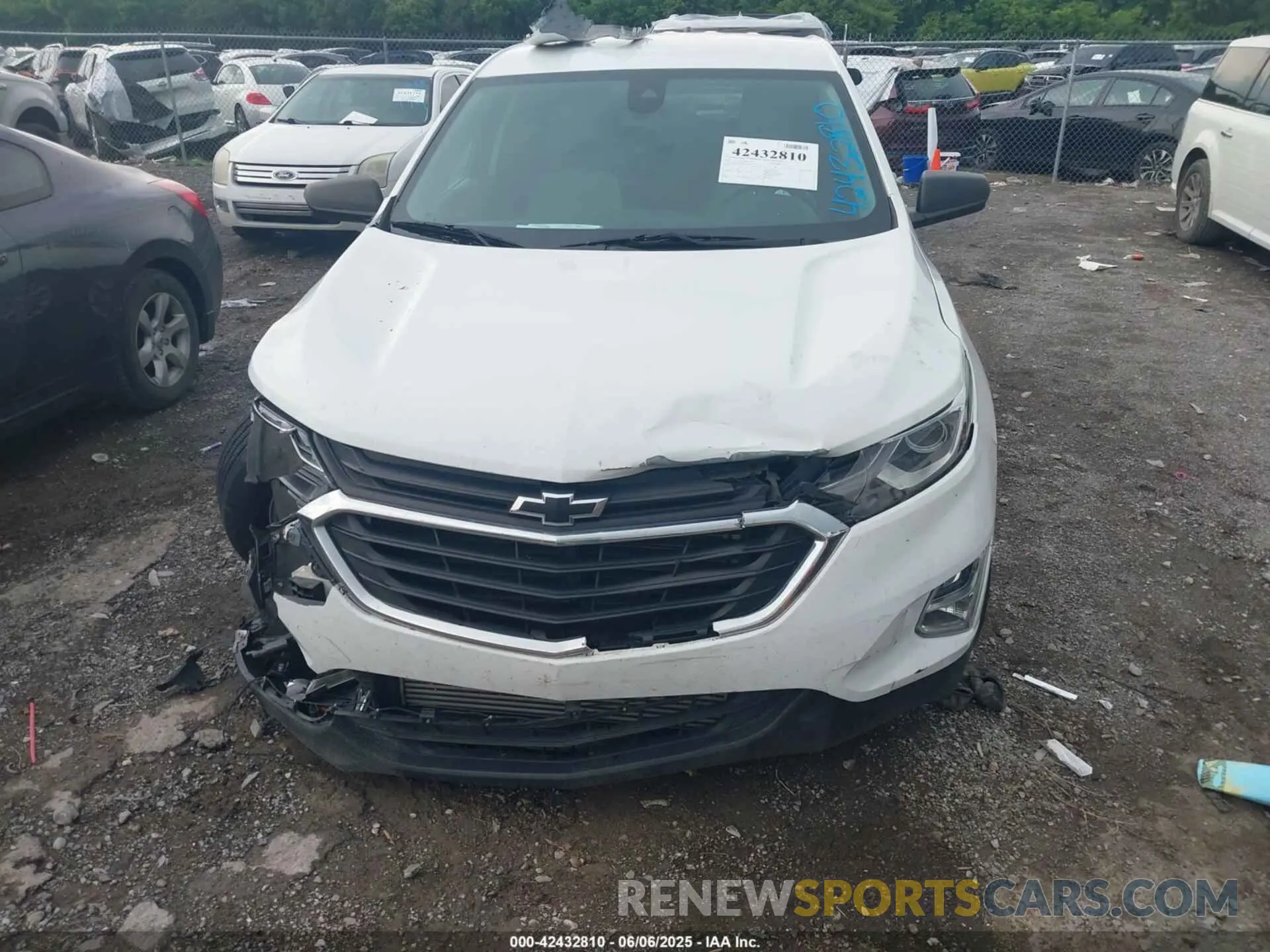 13 Photograph of a damaged car 3GNAXHEV4MS161282 CHEVROLET EQUINOX 2021