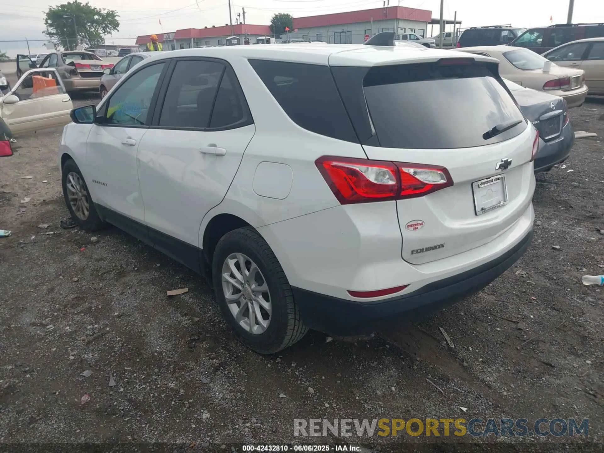 3 Photograph of a damaged car 3GNAXHEV4MS161282 CHEVROLET EQUINOX 2021