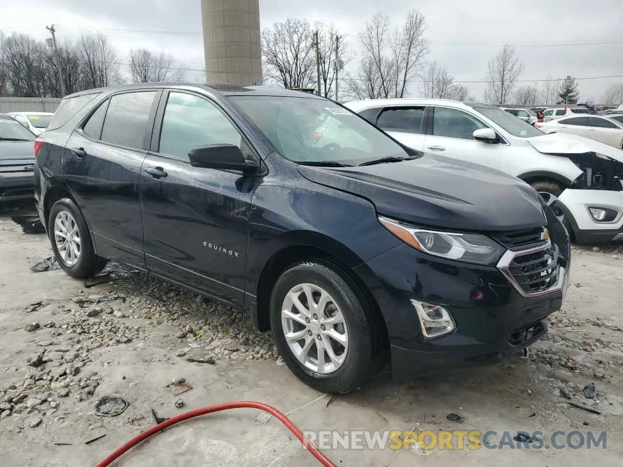 4 Photograph of a damaged car 3GNAXHEV5MS100460 CHEVROLET EQUINOX 2021