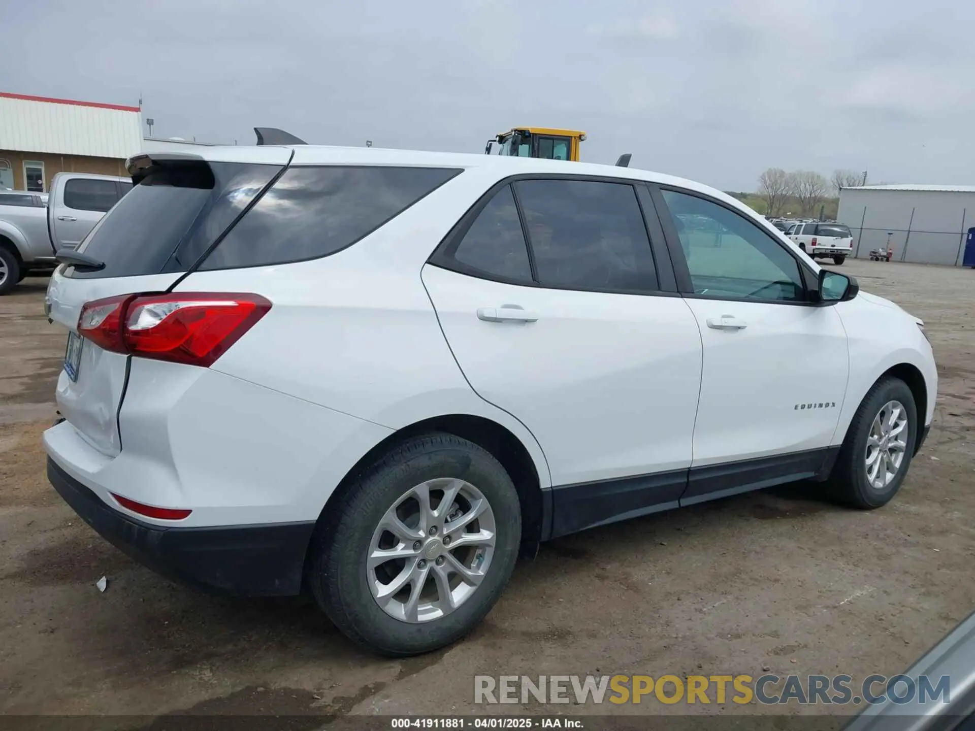 14 Photograph of a damaged car 3GNAXHEV5MS123379 CHEVROLET EQUINOX 2021
