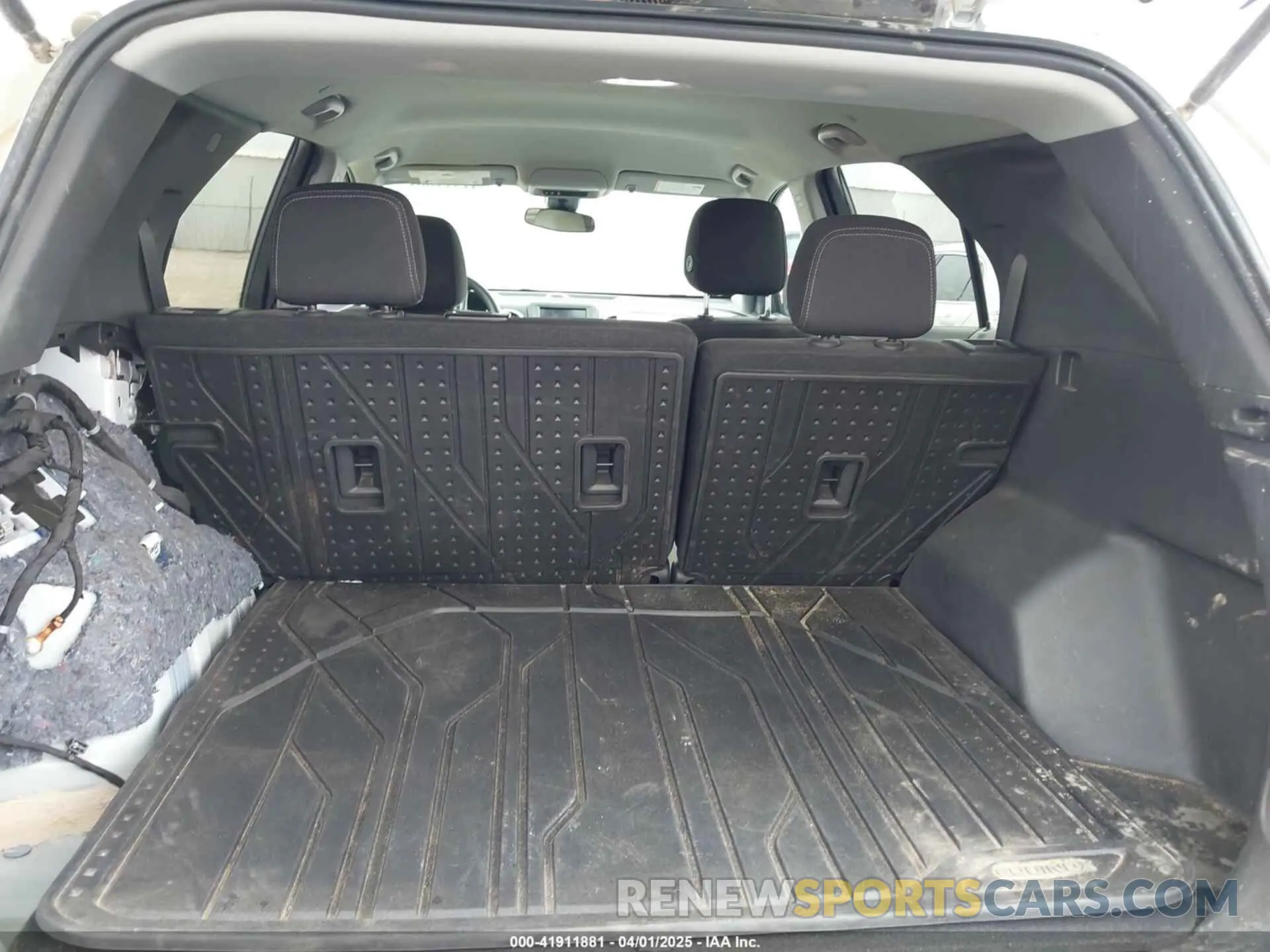 18 Photograph of a damaged car 3GNAXHEV5MS123379 CHEVROLET EQUINOX 2021