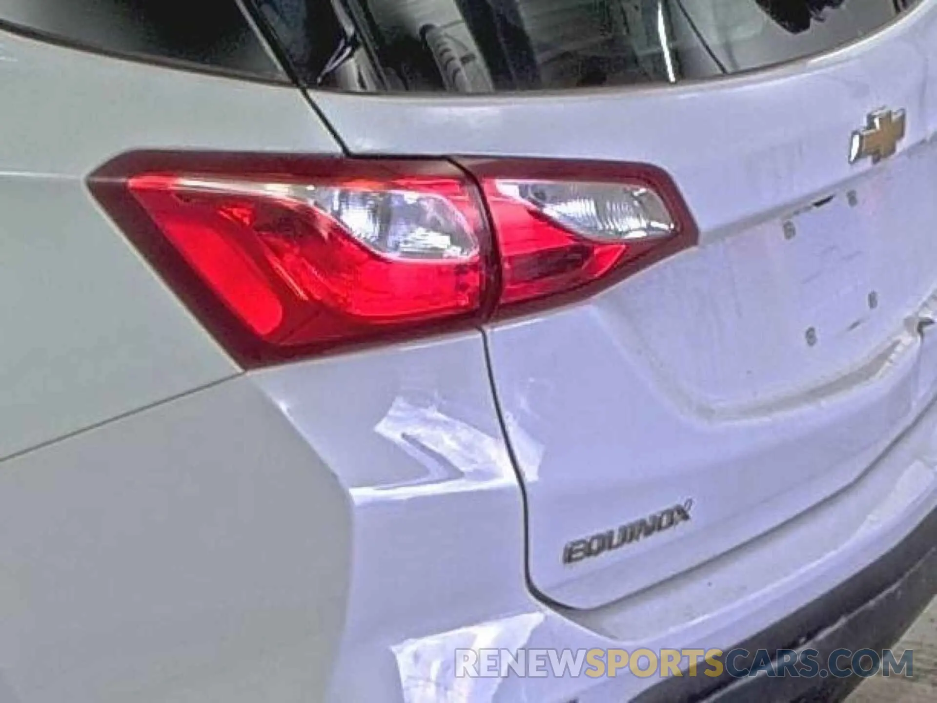 3 Photograph of a damaged car 3GNAXHEV6MS102427 CHEVROLET EQUINOX 2021