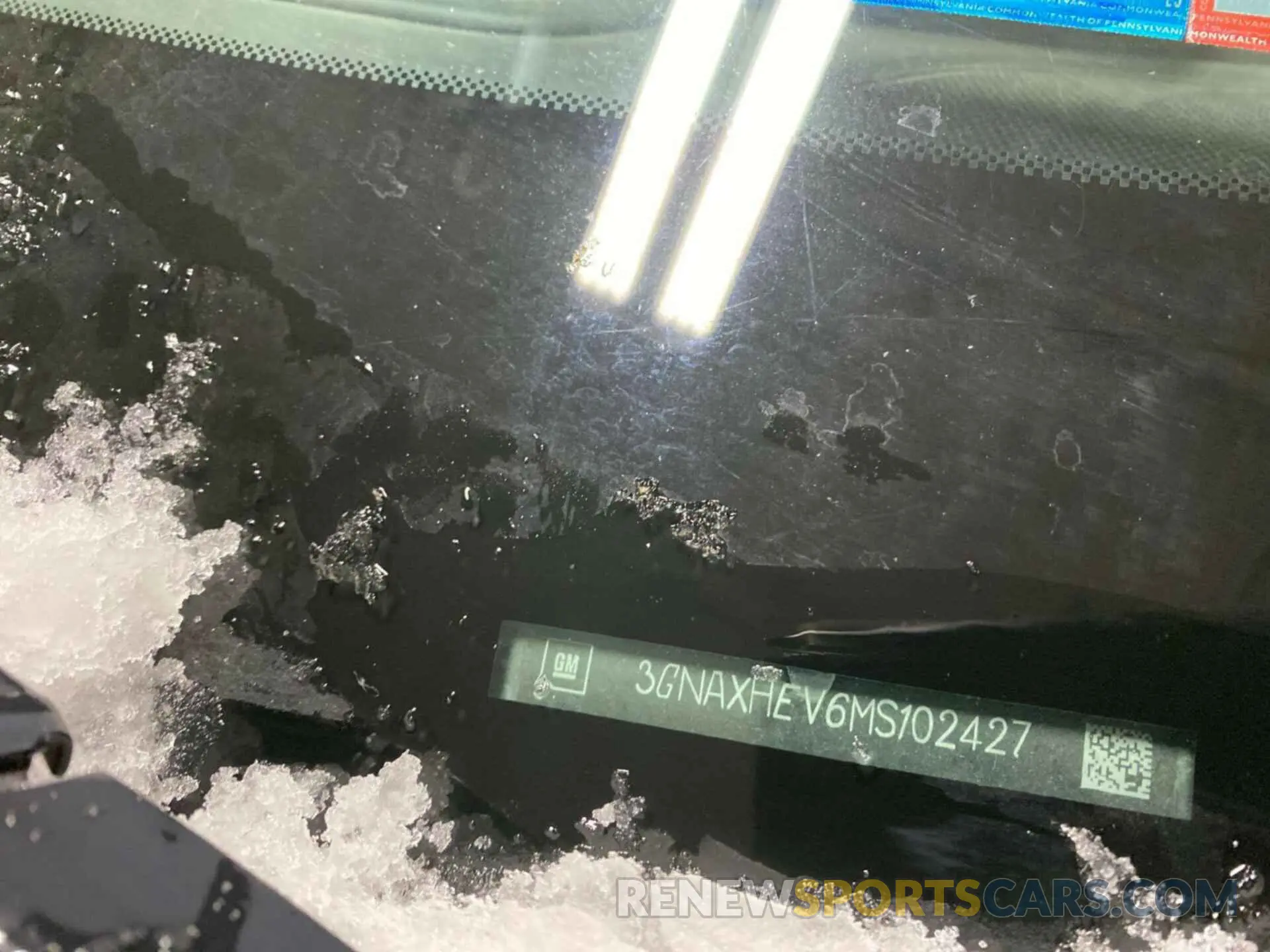 31 Photograph of a damaged car 3GNAXHEV6MS102427 CHEVROLET EQUINOX 2021