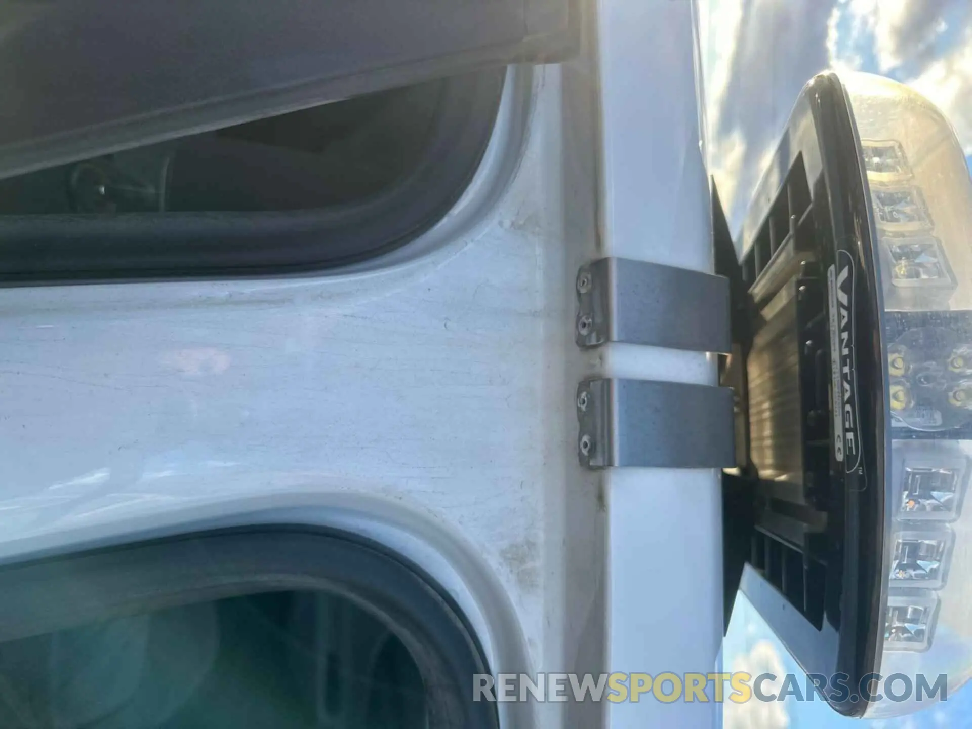 36 Photograph of a damaged car 3GNAXHEV6MS102427 CHEVROLET EQUINOX 2021