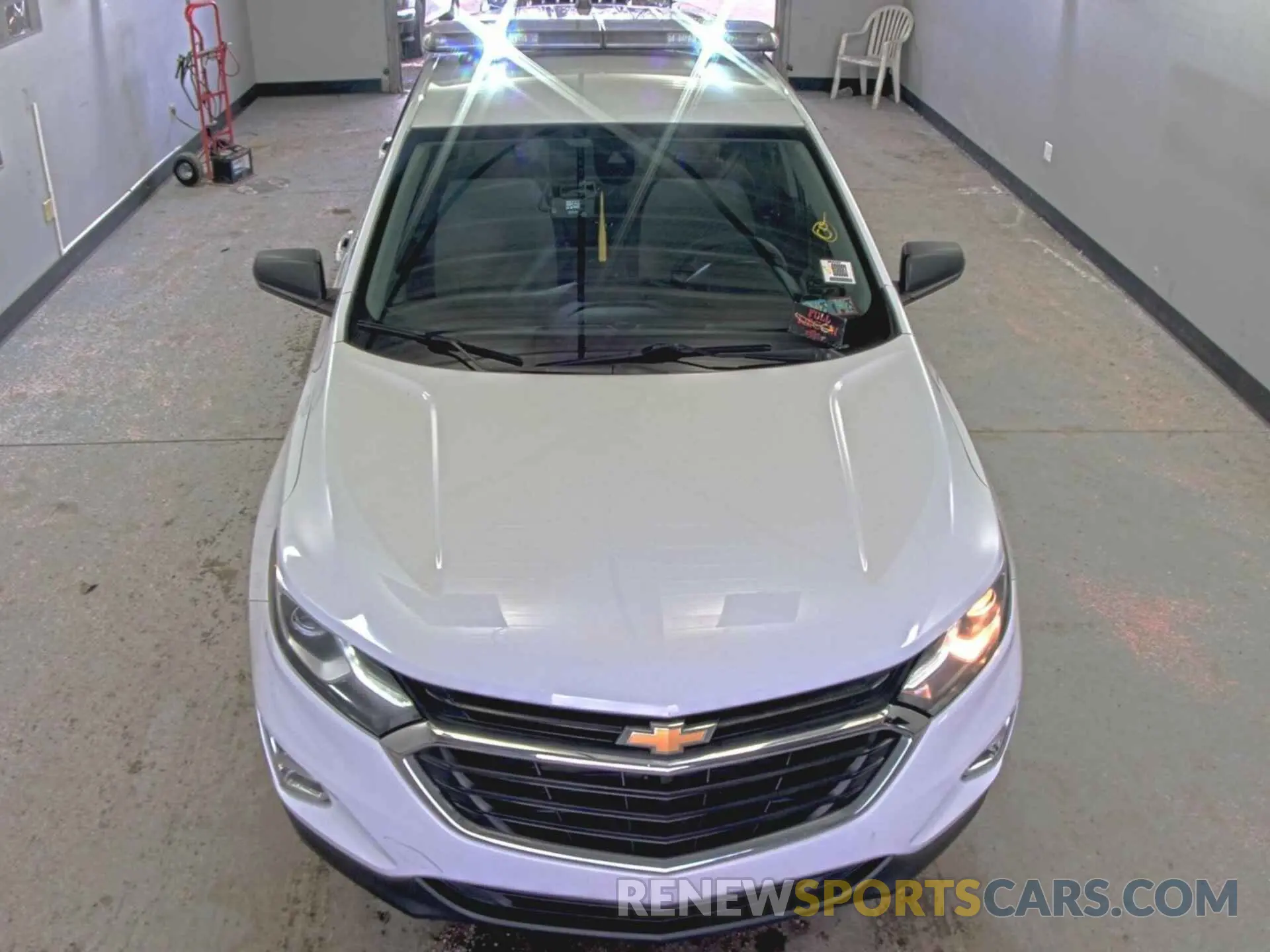 5 Photograph of a damaged car 3GNAXHEV6MS102427 CHEVROLET EQUINOX 2021