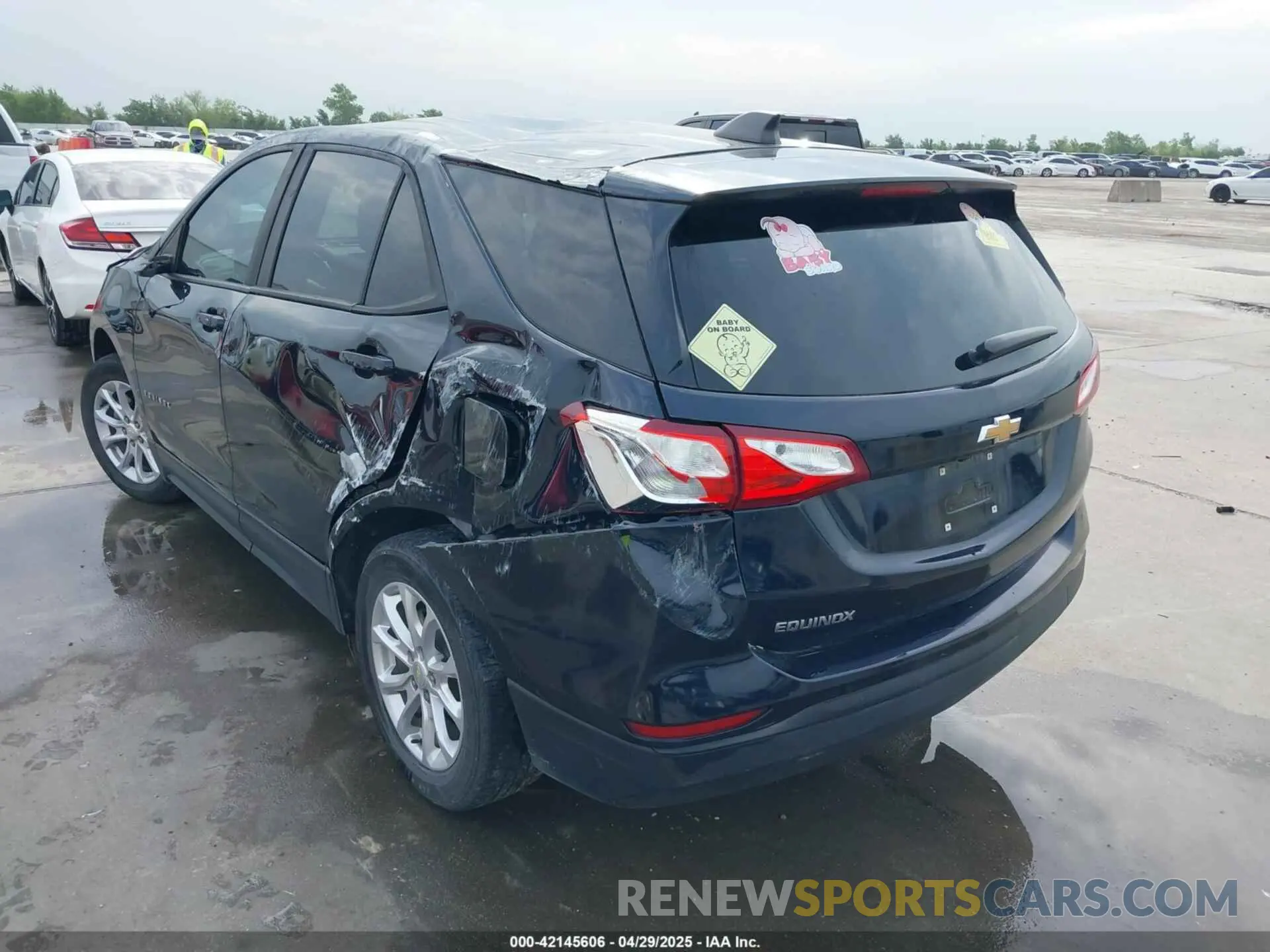 3 Photograph of a damaged car 3GNAXHEV6MS112567 CHEVROLET EQUINOX 2021