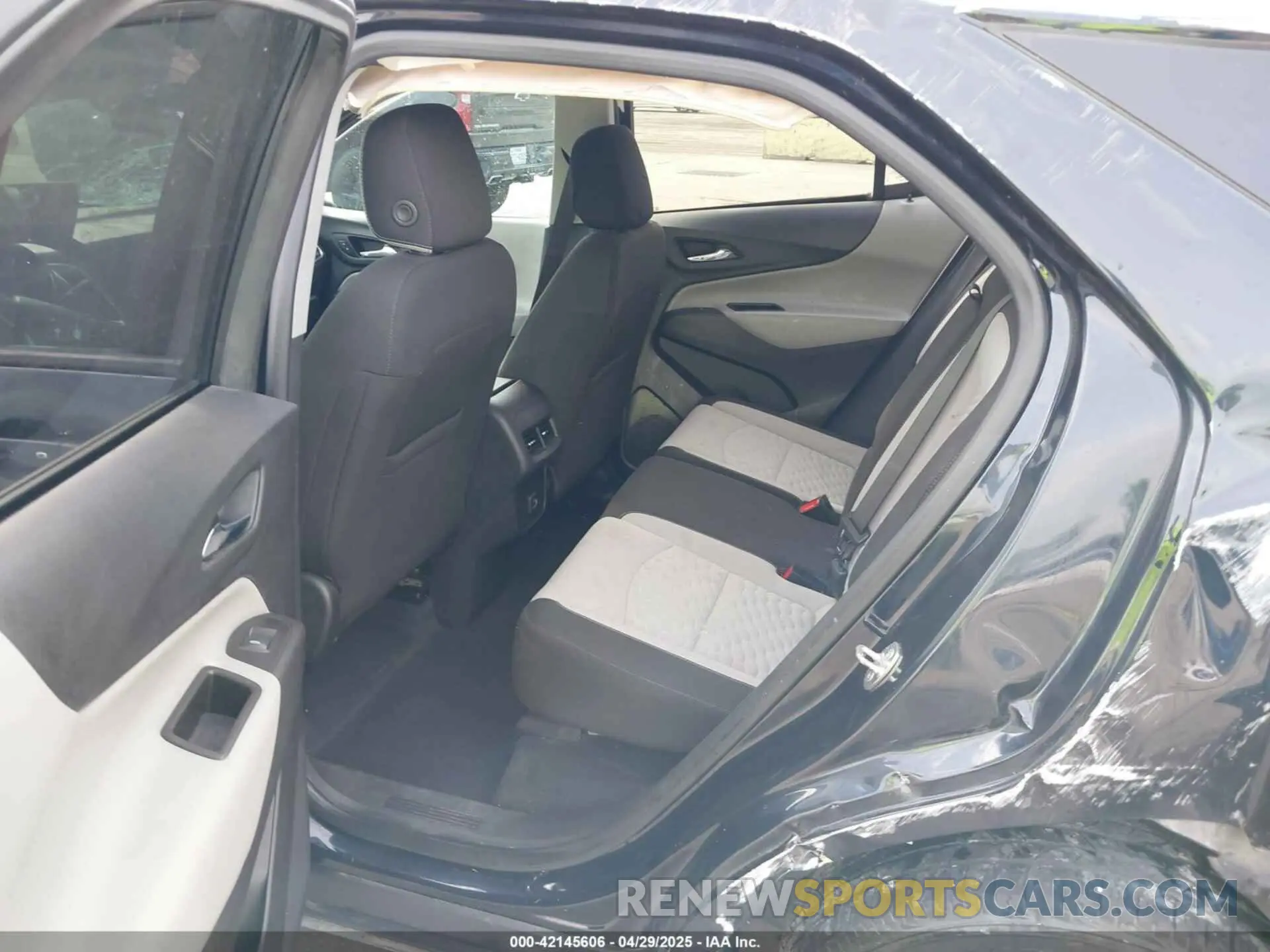 8 Photograph of a damaged car 3GNAXHEV6MS112567 CHEVROLET EQUINOX 2021