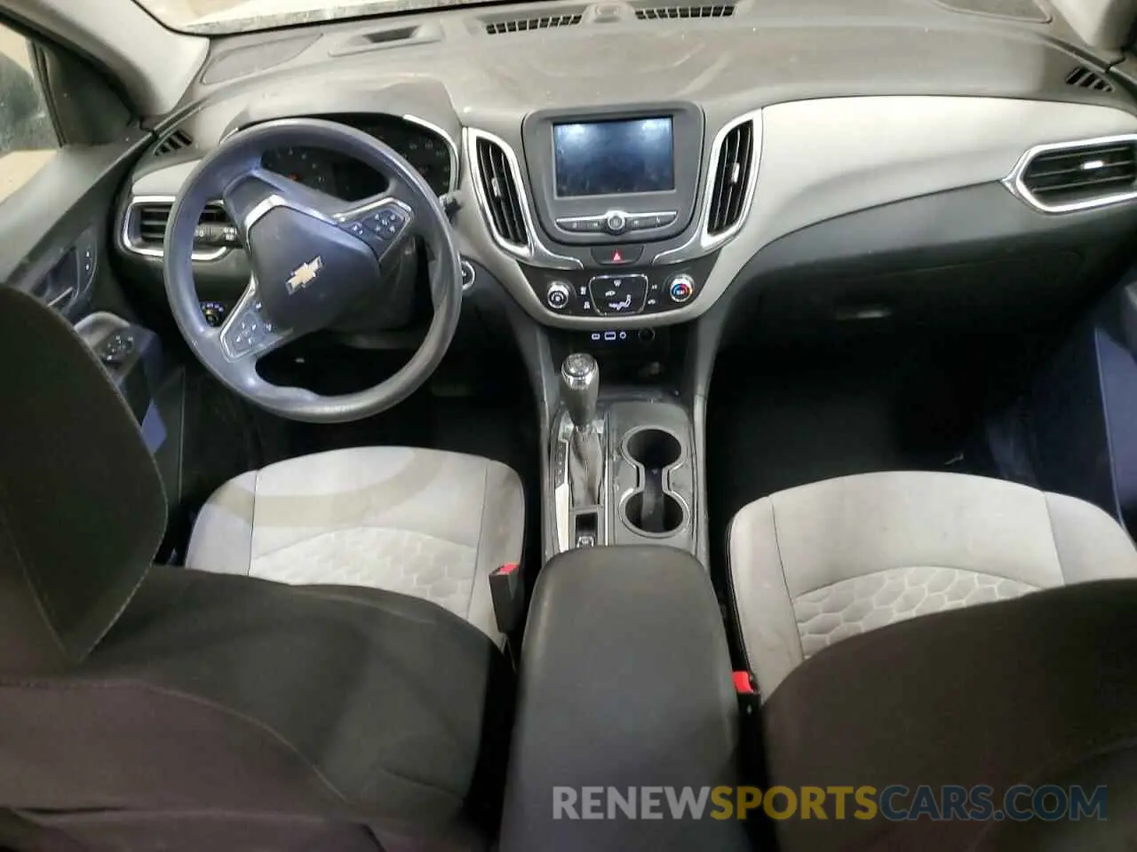 8 Photograph of a damaged car 3GNAXHEV6MS149800 CHEVROLET EQUINOX 2021