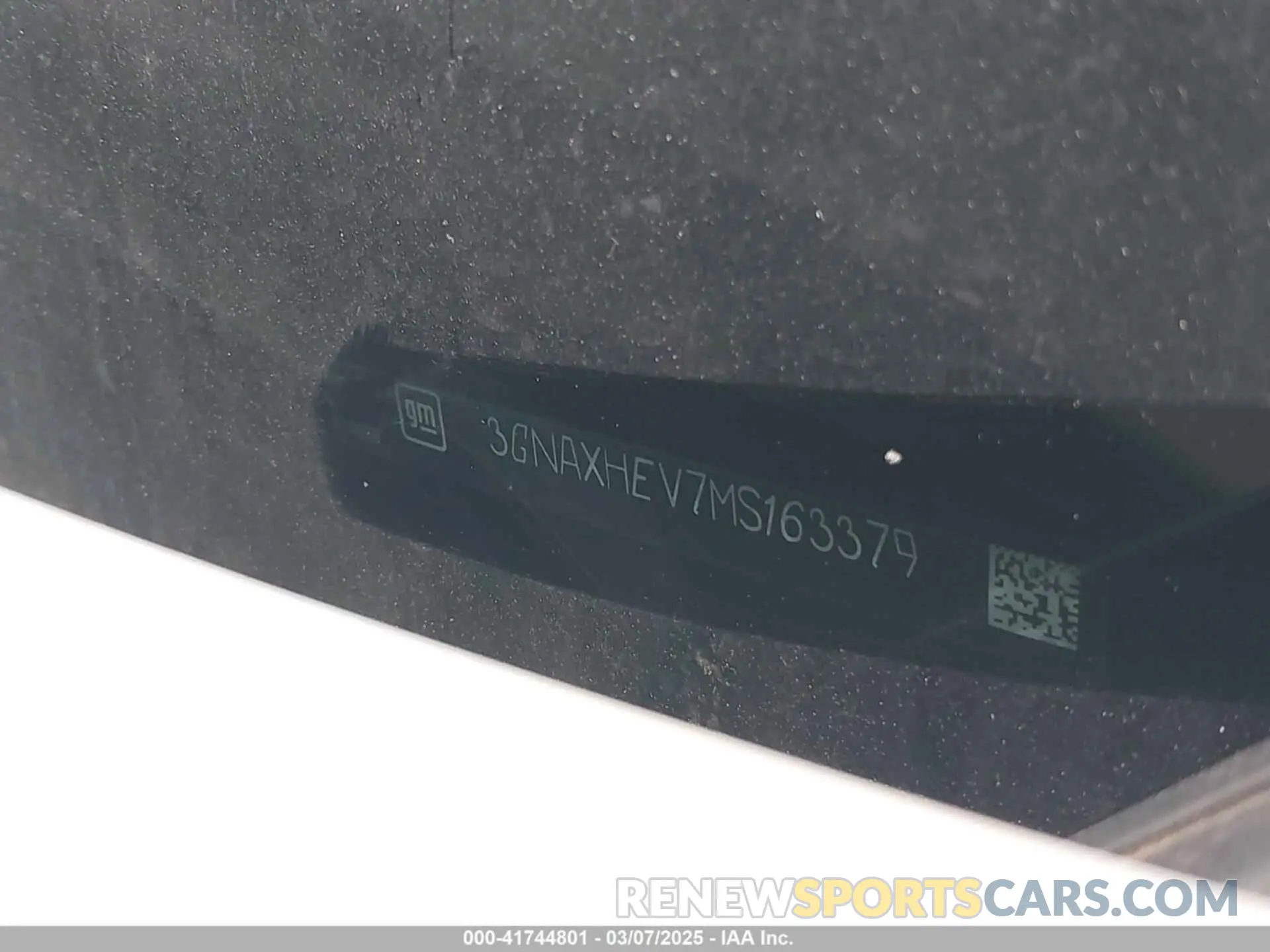 17 Photograph of a damaged car 3GNAXHEV7MS163379 CHEVROLET EQUINOX 2021