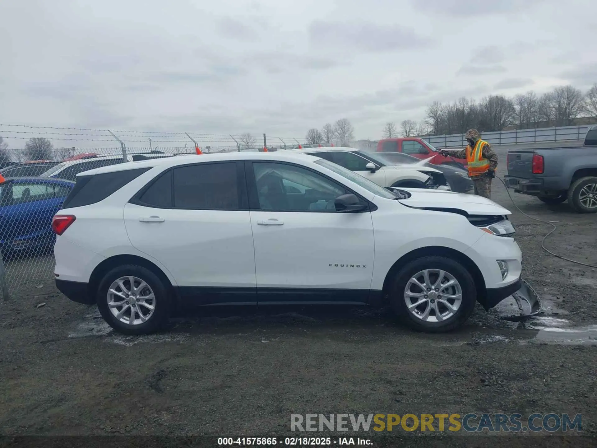 13 Photograph of a damaged car 3GNAXHEV7MS170476 CHEVROLET EQUINOX 2021