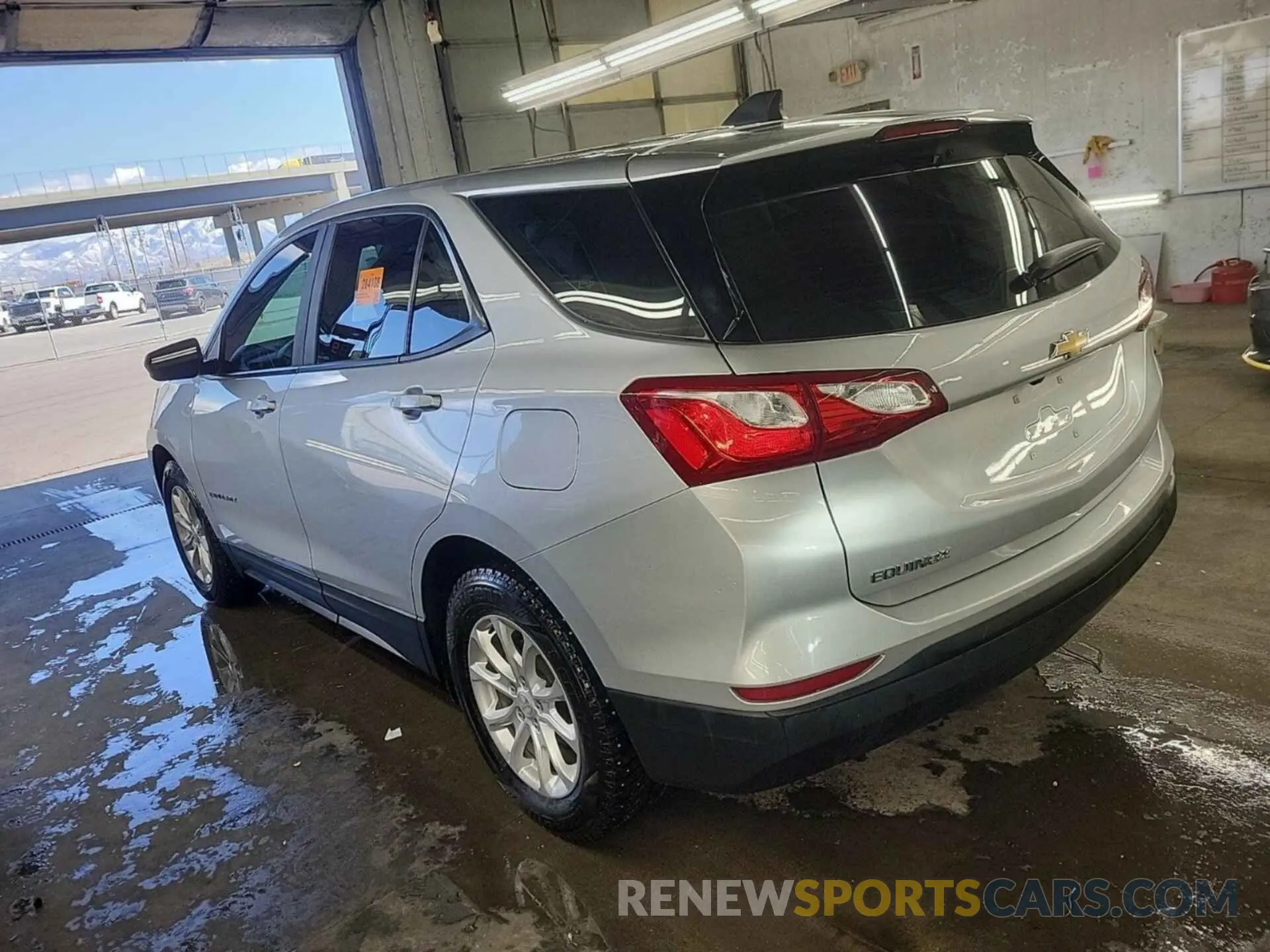 16 Photograph of a damaged car 3GNAXHEV8MS126065 CHEVROLET EQUINOX 2021