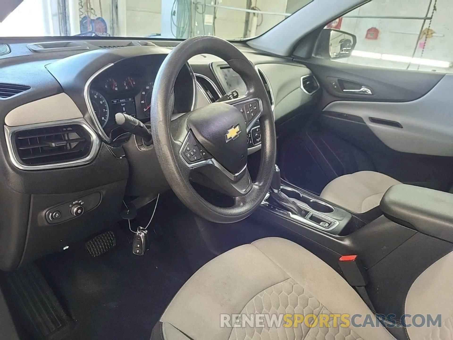 29 Photograph of a damaged car 3GNAXHEV8MS126065 CHEVROLET EQUINOX 2021