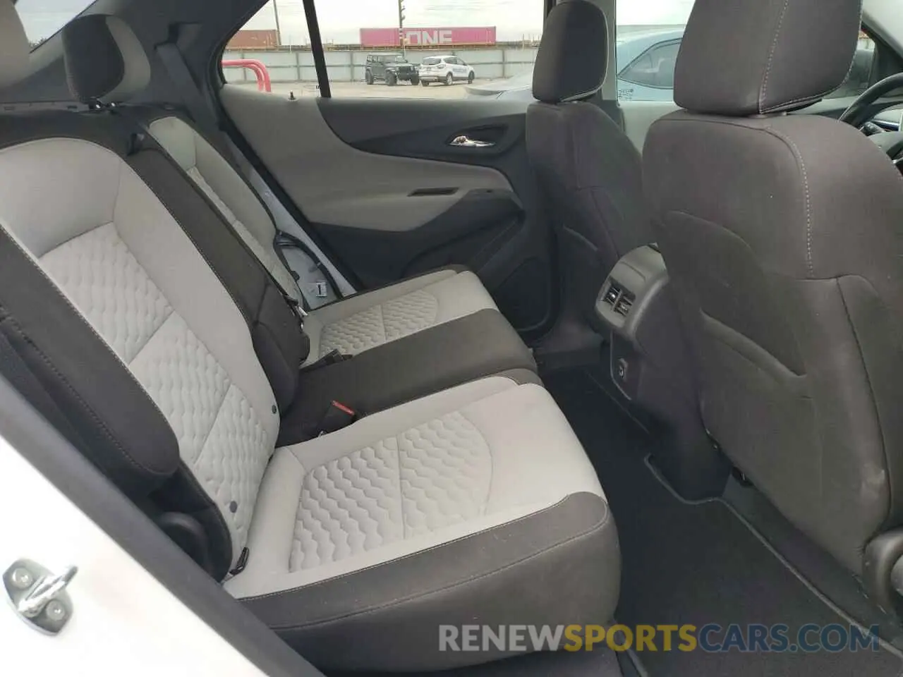 11 Photograph of a damaged car 3GNAXHEV9MS152643 CHEVROLET EQUINOX 2021