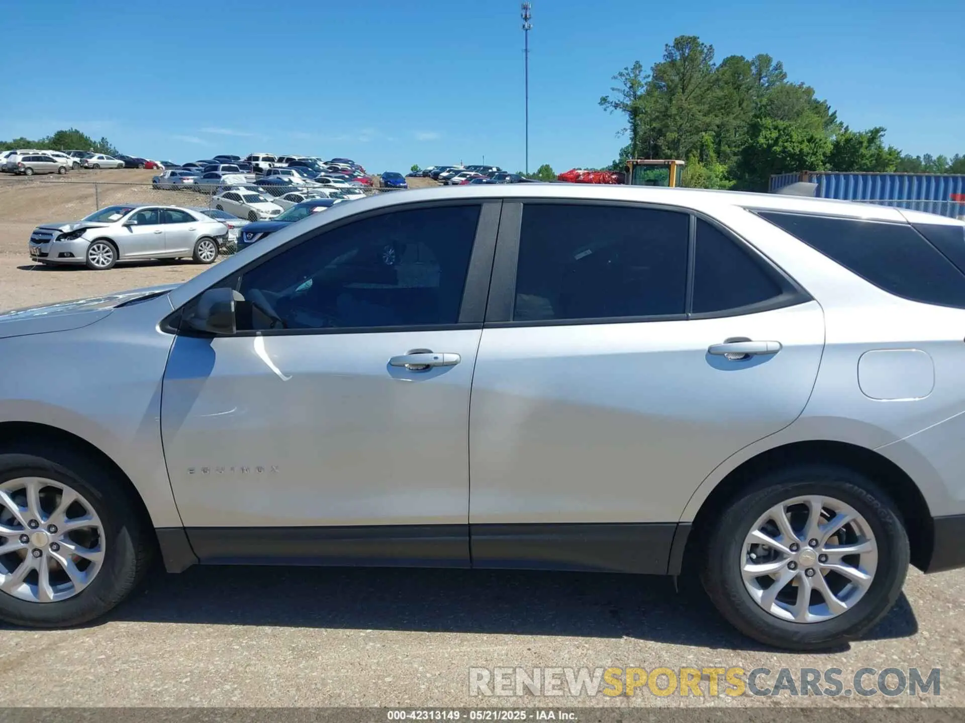 13 Photograph of a damaged car 3GNAXHEV9MS158412 CHEVROLET EQUINOX 2021
