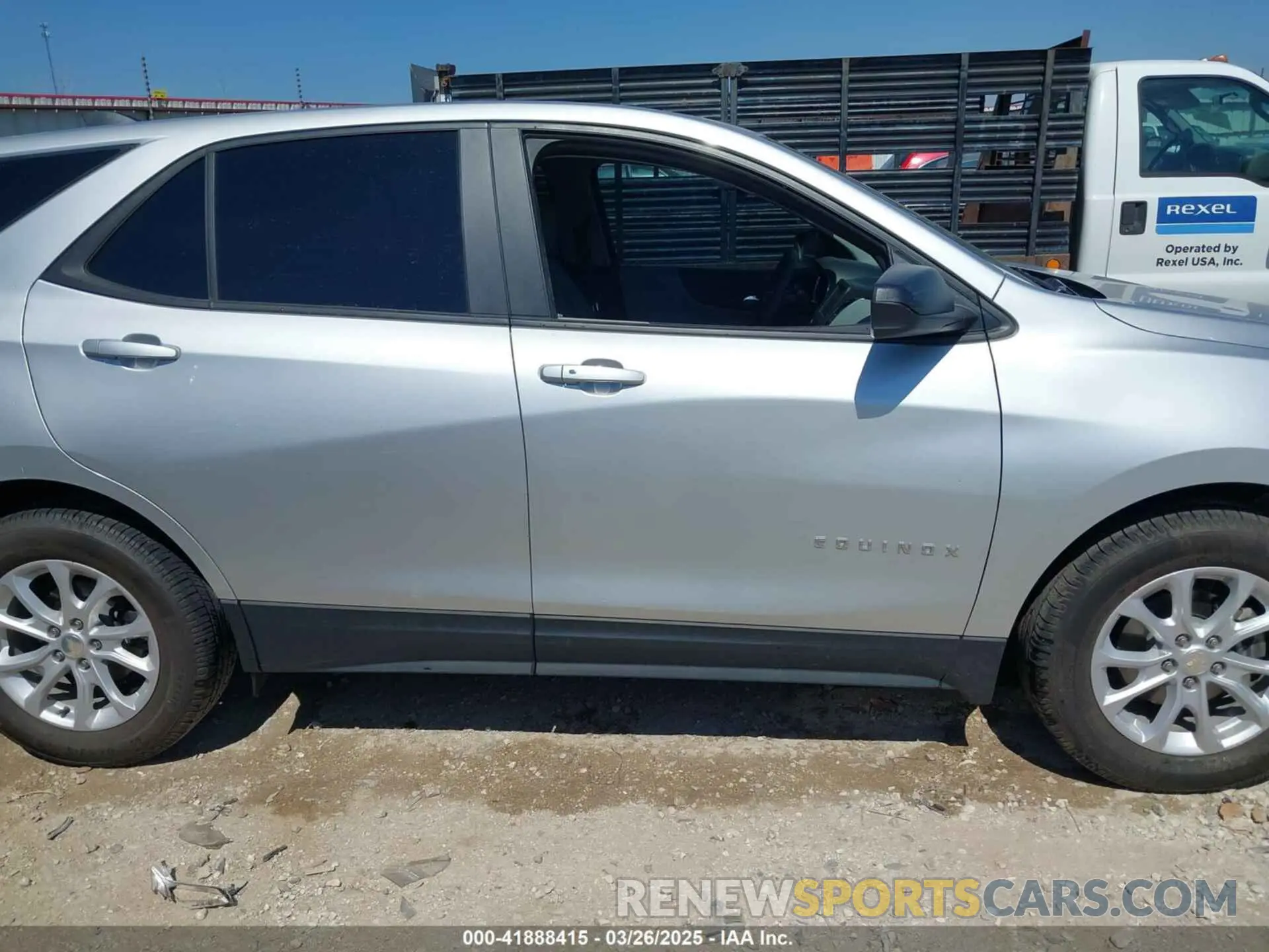 14 Photograph of a damaged car 3GNAXHEVXMS101913 CHEVROLET EQUINOX 2021