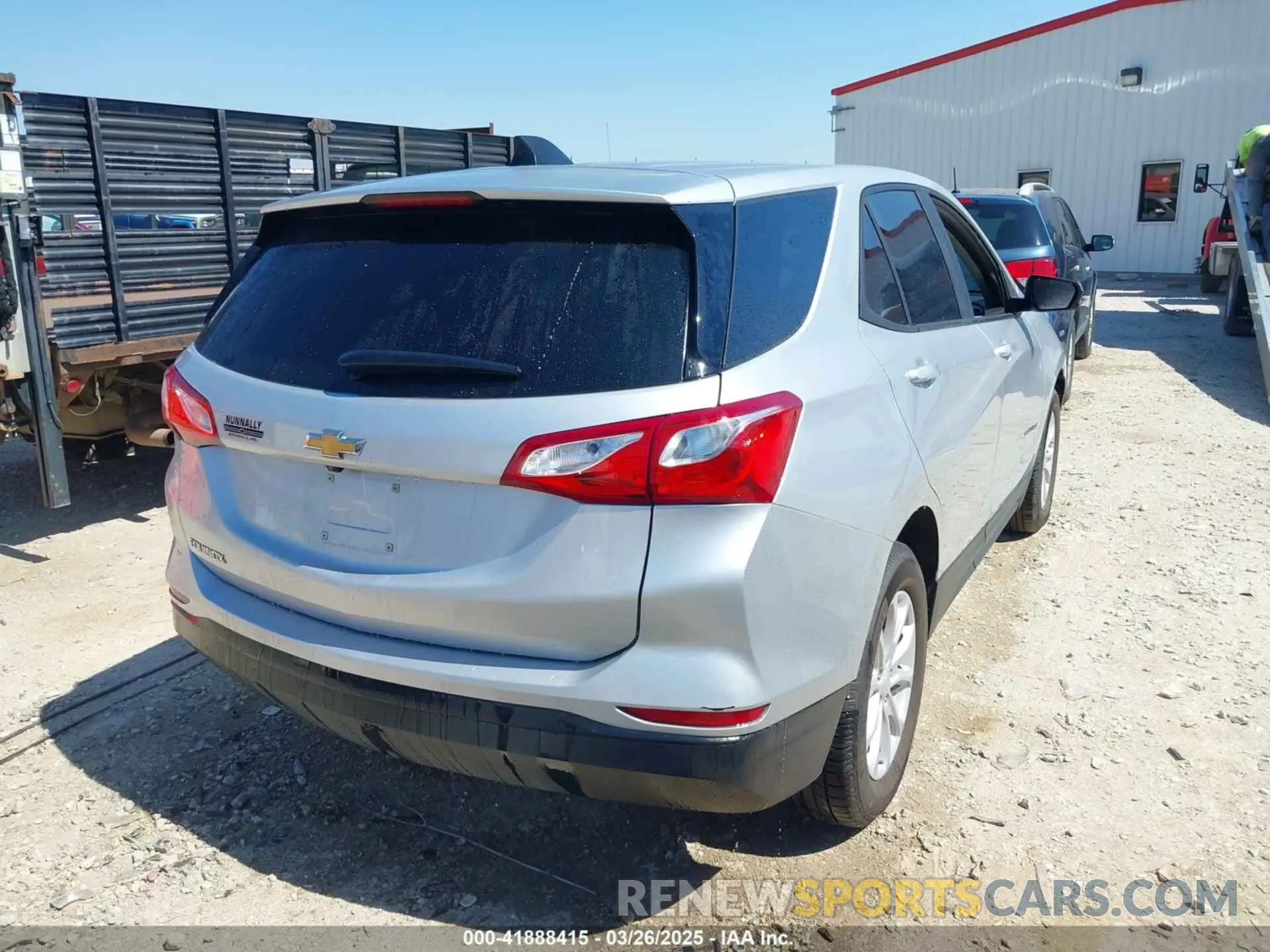 4 Photograph of a damaged car 3GNAXHEVXMS101913 CHEVROLET EQUINOX 2021