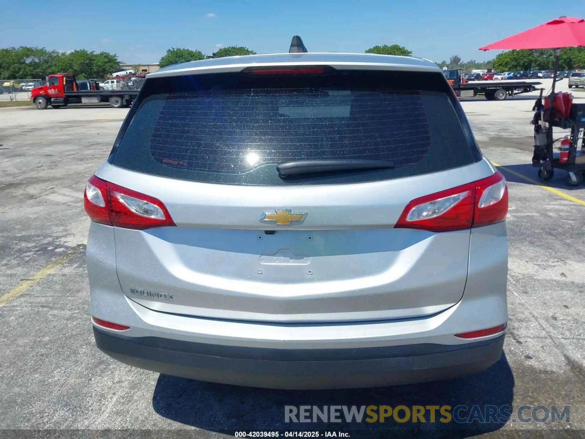 17 Photograph of a damaged car 3GNAXHEVXMS116802 CHEVROLET EQUINOX 2021