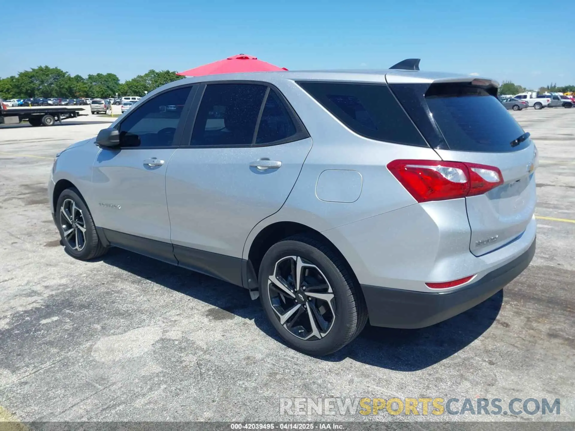 3 Photograph of a damaged car 3GNAXHEVXMS116802 CHEVROLET EQUINOX 2021