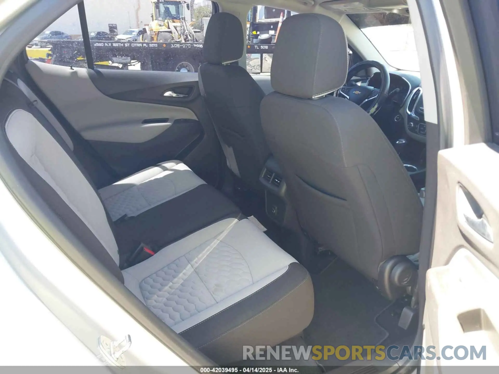 8 Photograph of a damaged car 3GNAXHEVXMS116802 CHEVROLET EQUINOX 2021
