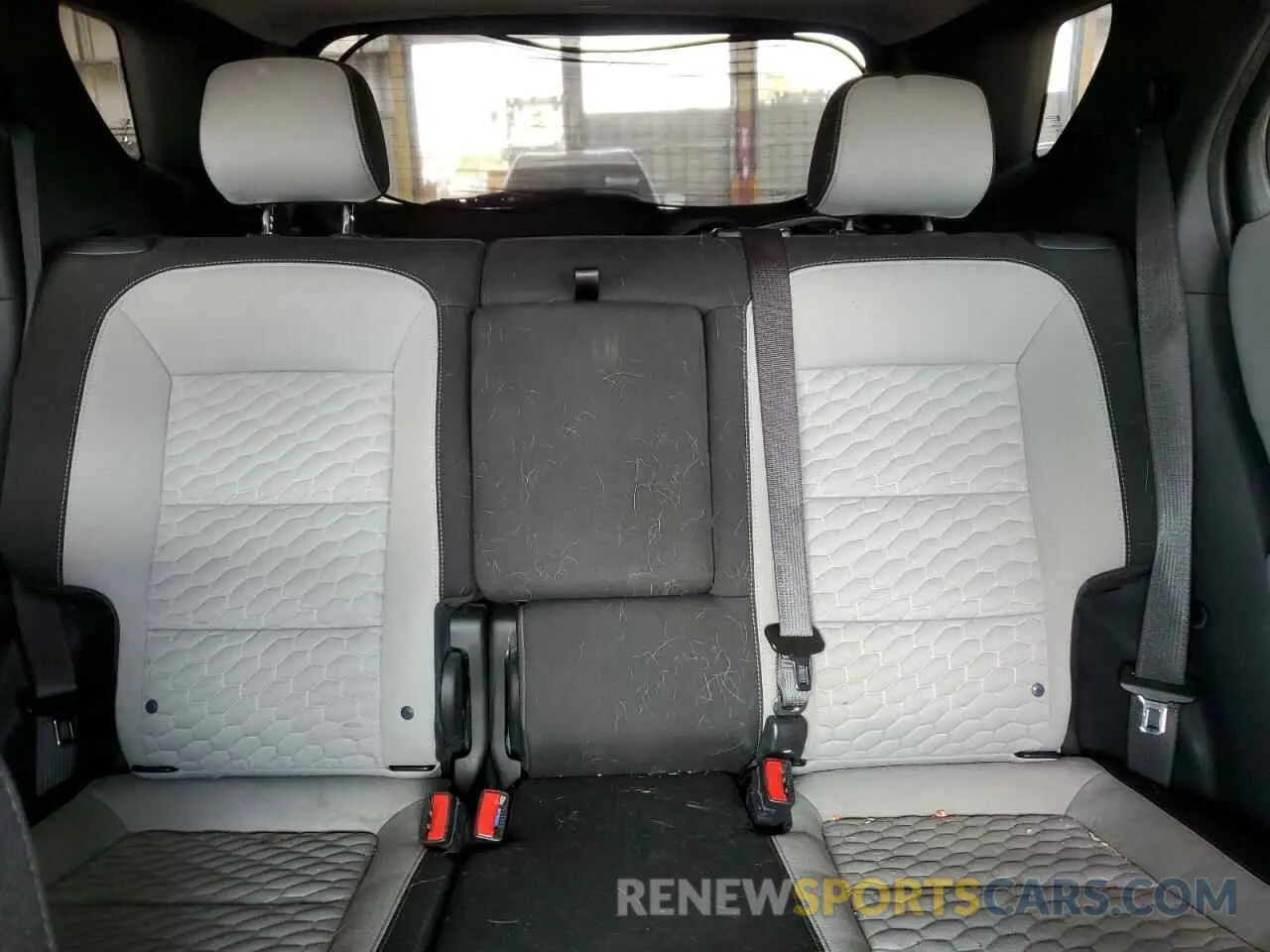 10 Photograph of a damaged car 3GNAXHEVXMS182668 CHEVROLET EQUINOX 2021