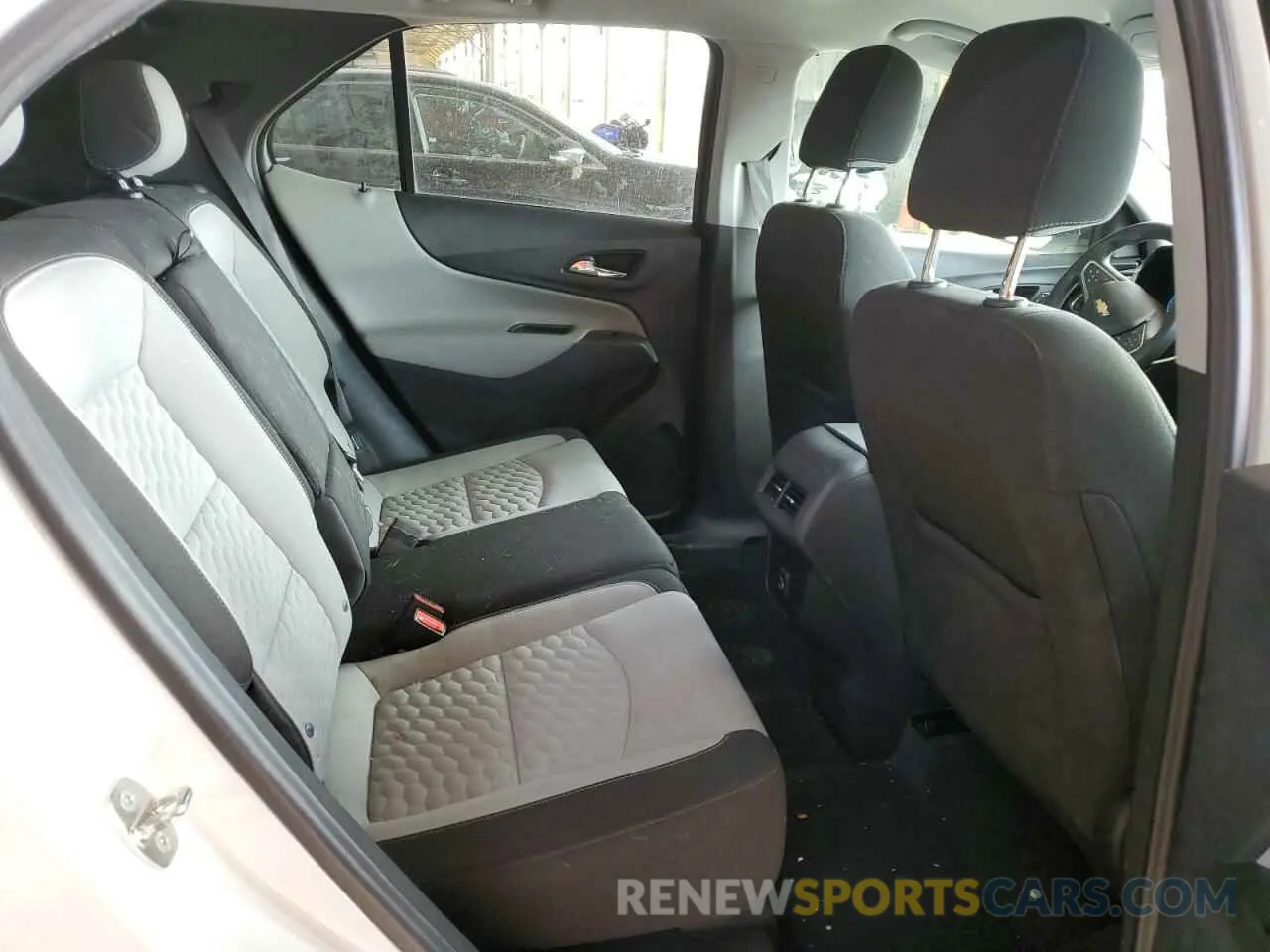 11 Photograph of a damaged car 3GNAXHEVXMS182668 CHEVROLET EQUINOX 2021