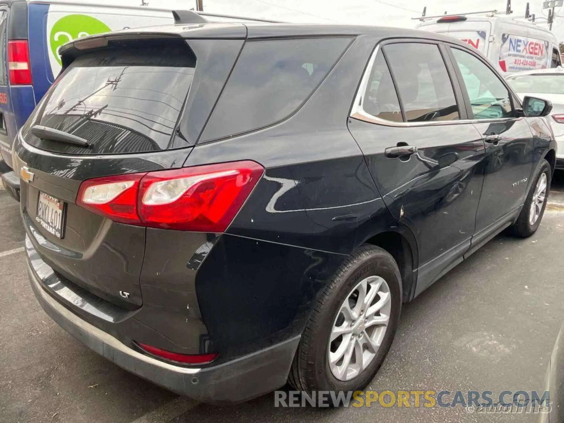9 Photograph of a damaged car 3GNAXJEV0ML379317 CHEVROLET EQUINOX 2021