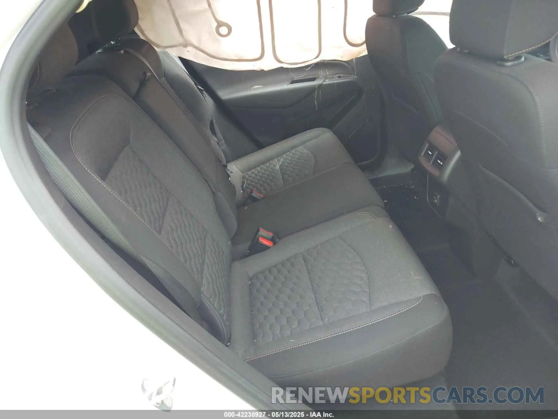 8 Photograph of a damaged car 3GNAXJEV1MS122656 CHEVROLET EQUINOX 2021