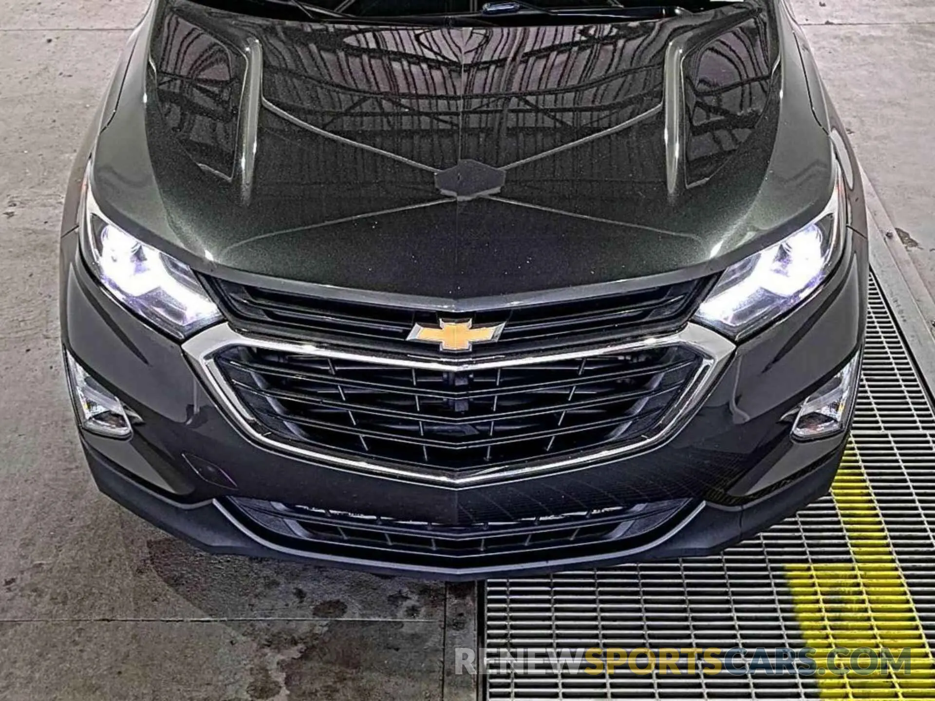 14 Photograph of a damaged car 3GNAXJEV5ML379569 CHEVROLET EQUINOX 2021