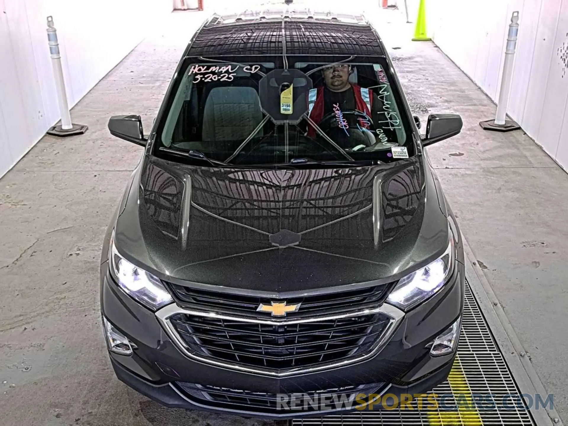 3 Photograph of a damaged car 3GNAXJEV5ML379569 CHEVROLET EQUINOX 2021
