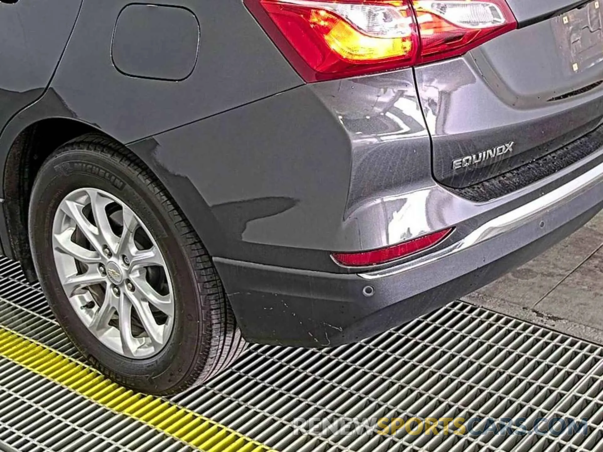 5 Photograph of a damaged car 3GNAXJEV5ML379569 CHEVROLET EQUINOX 2021